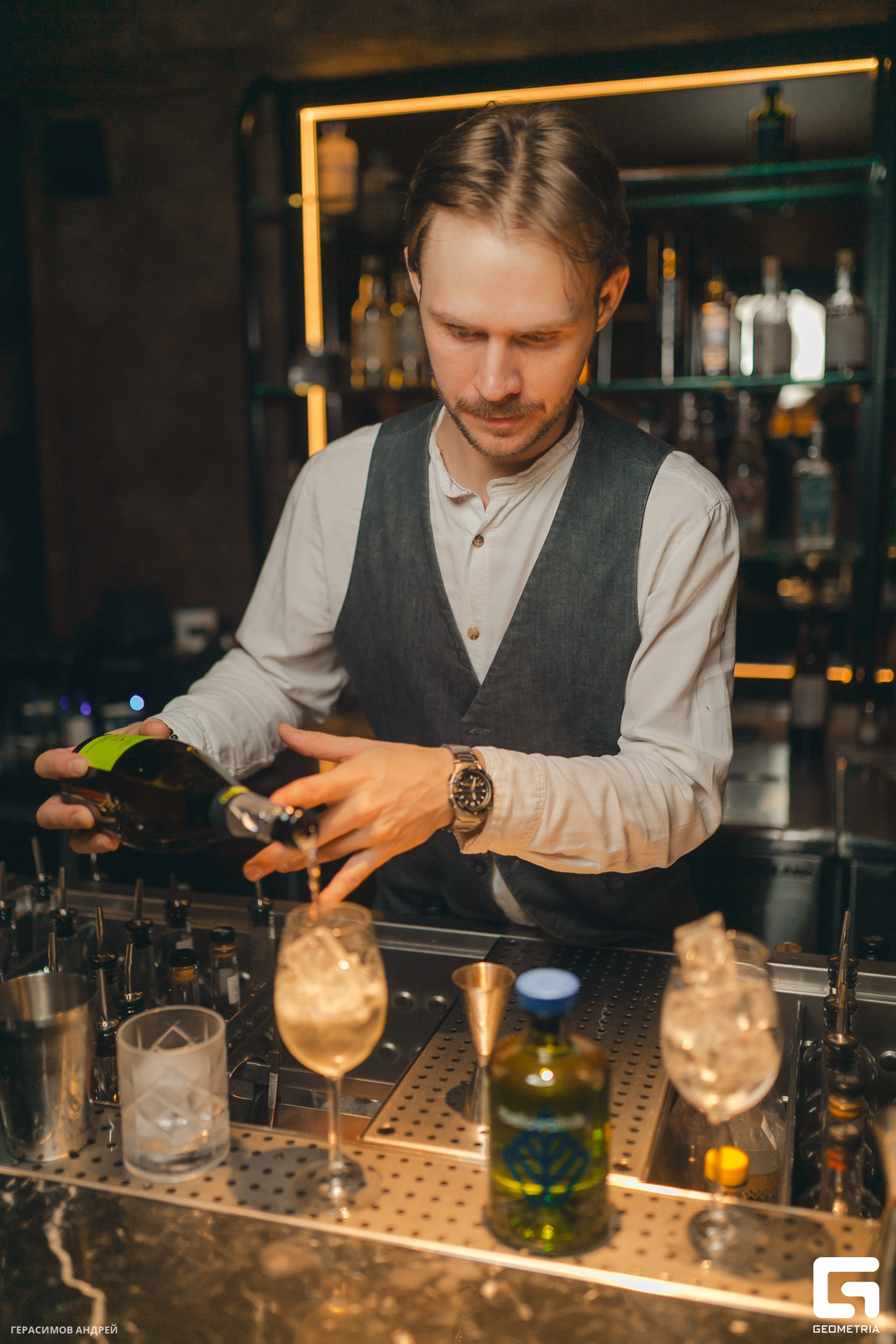 092 Bloom 12. 01.jpg