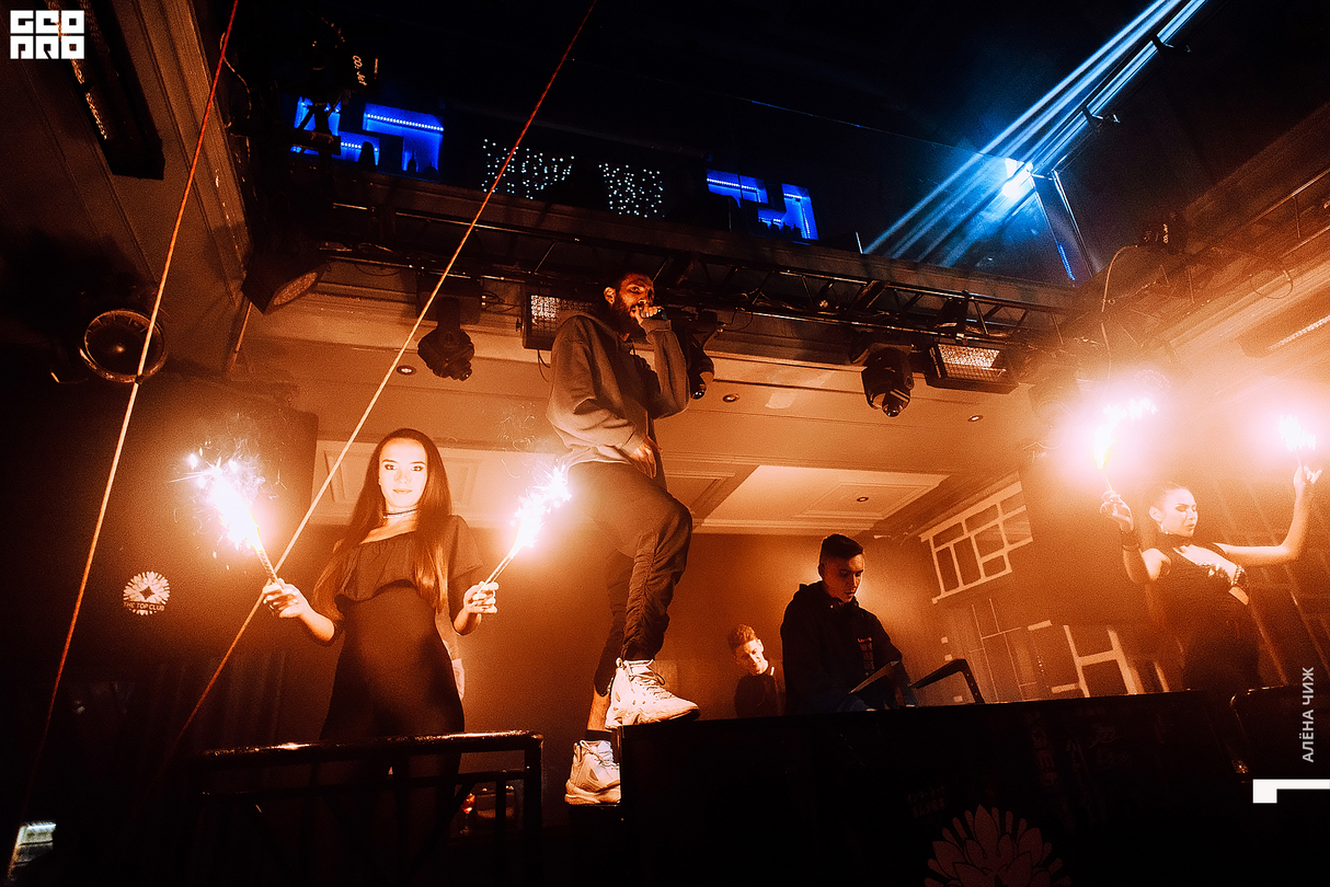 THE TOP CLUB WKND 16