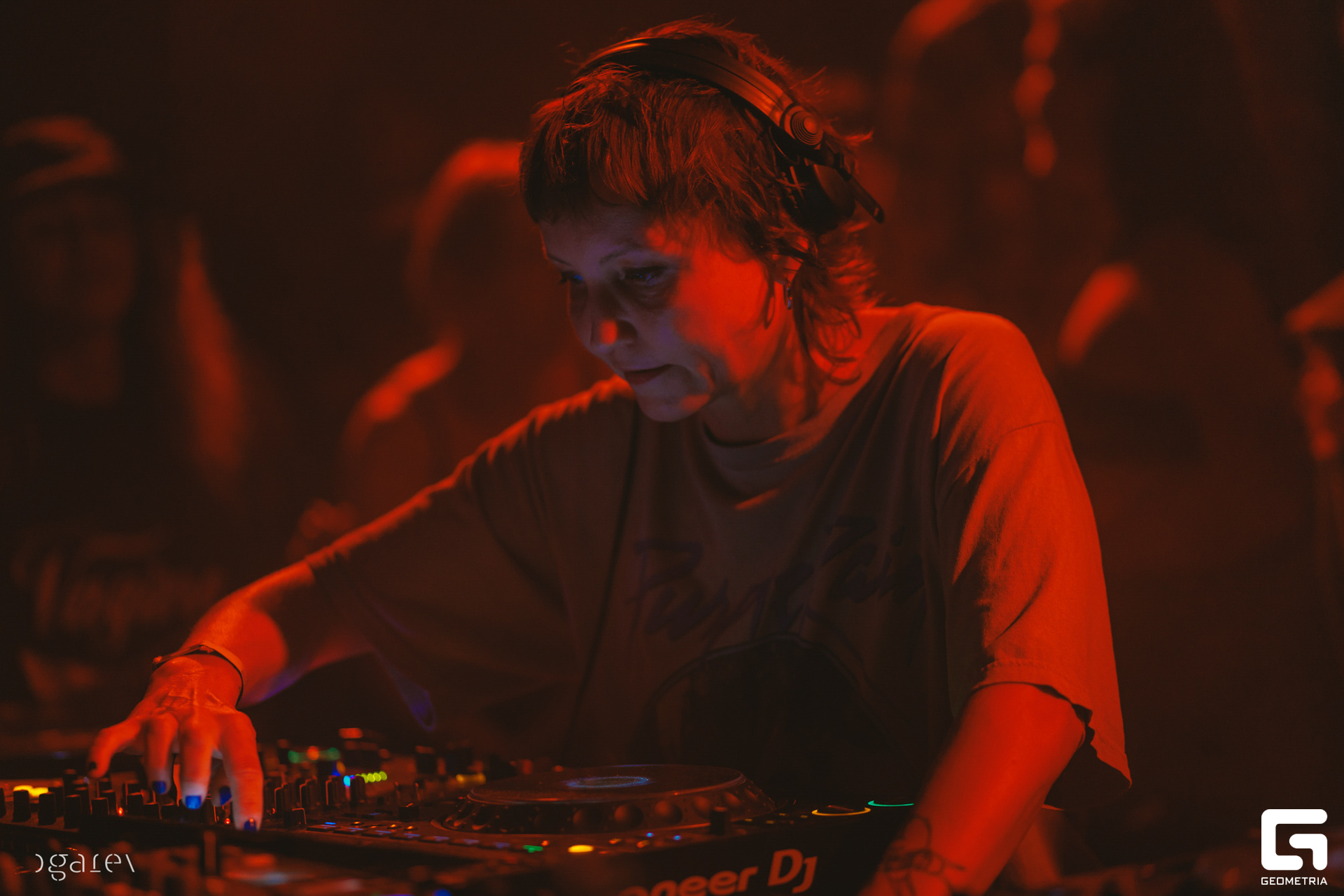 OUTLINE 2024-427-248.jpg