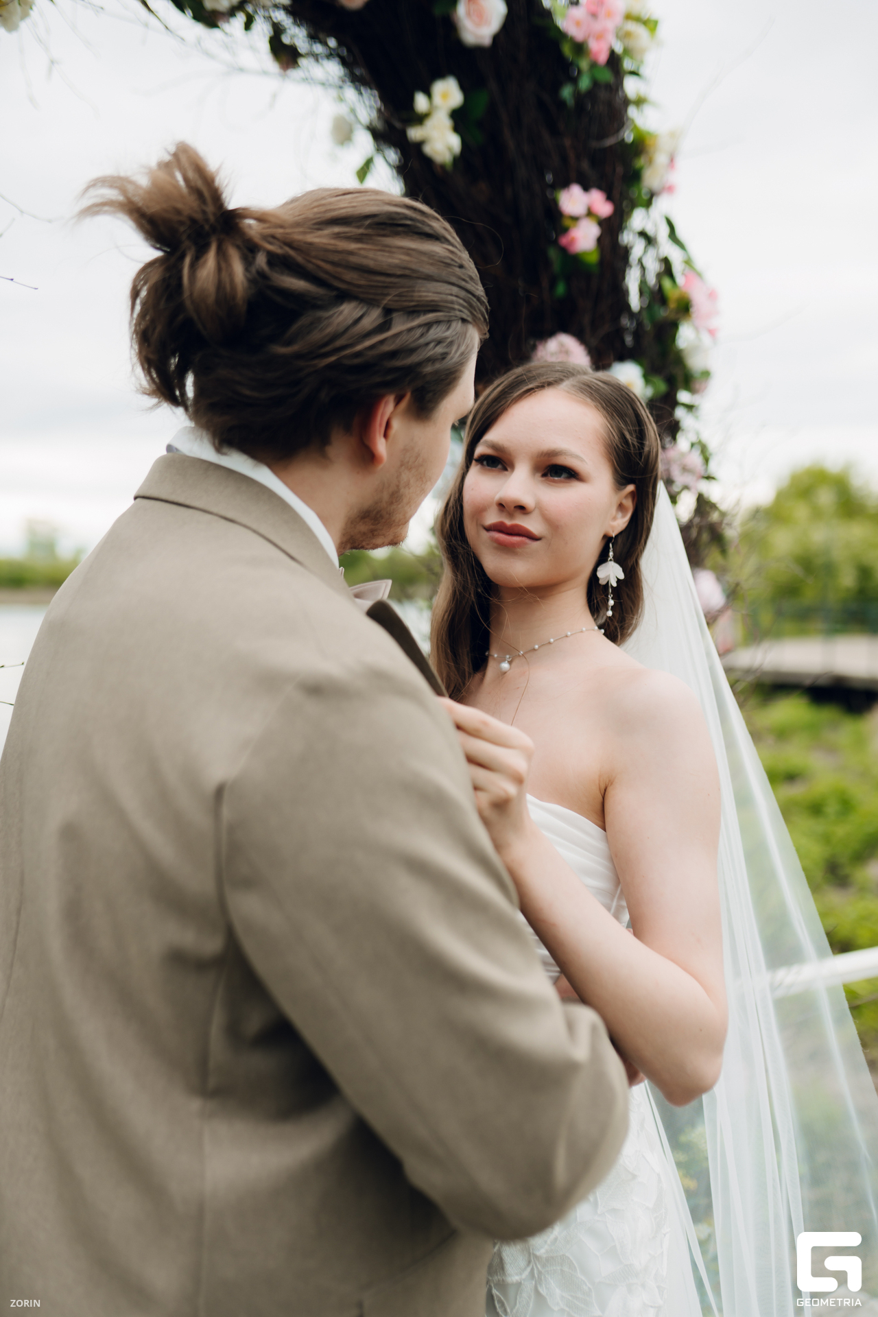 046-16-46-39-20-05-25- Zorin.jpg