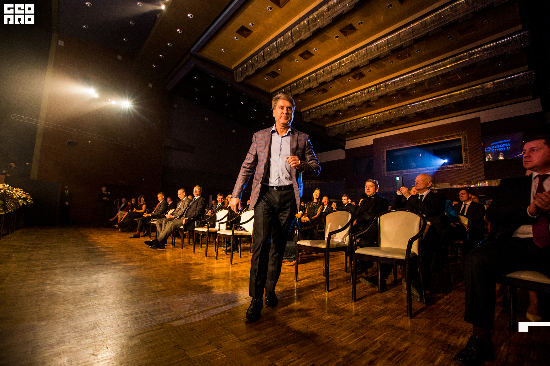 324_21-12-09 ISAEVA KASHIN SHVETS.jpg