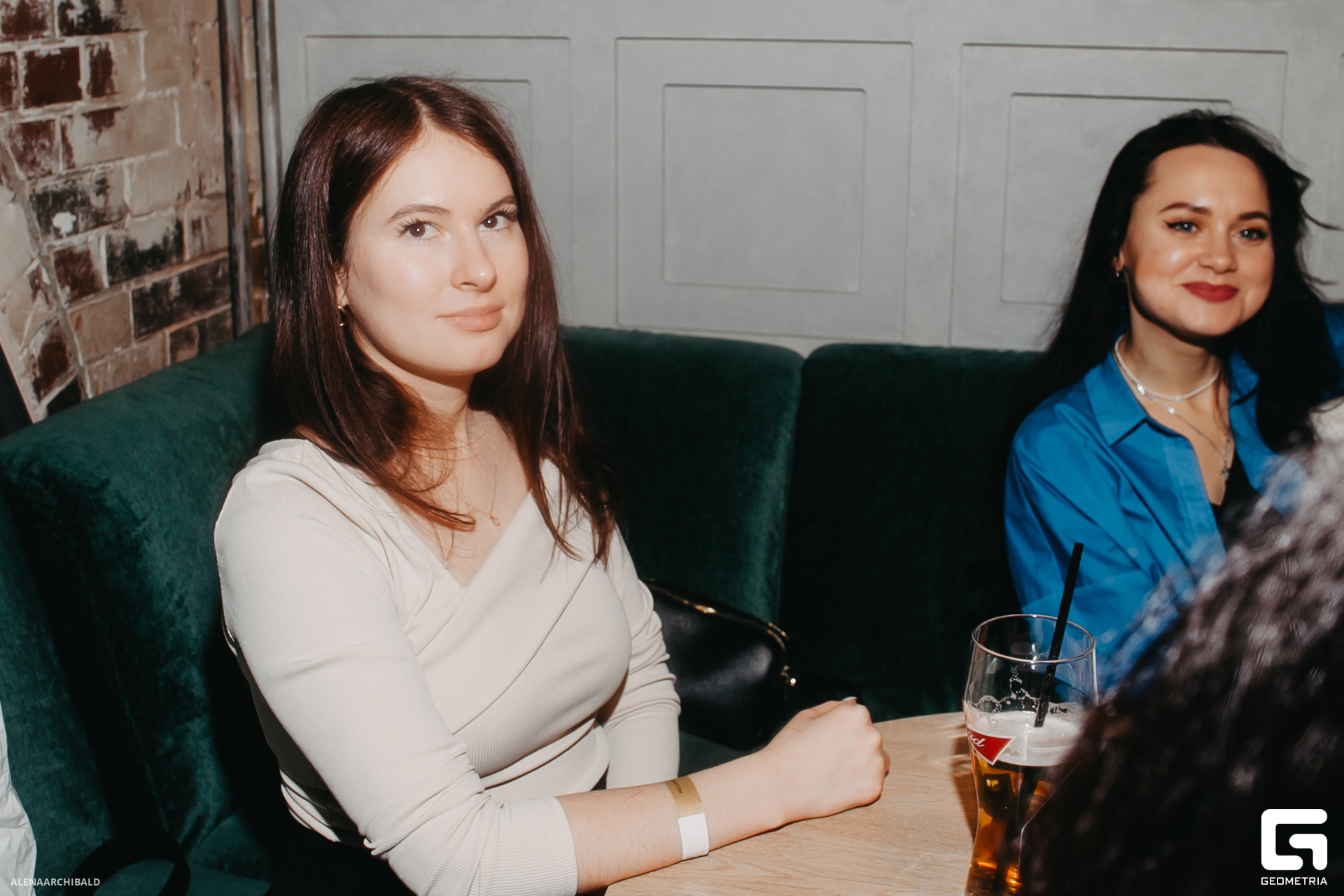 2023-12-08 20-00-38_alenaarchibald023.JPG