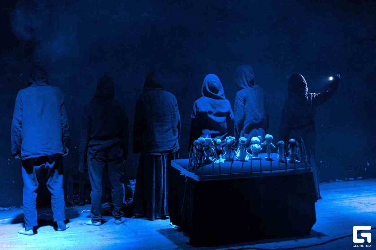 ДРАМА_talk: русским языком. Читка пьесы Чакчи Фросноккерса «Летают» 21