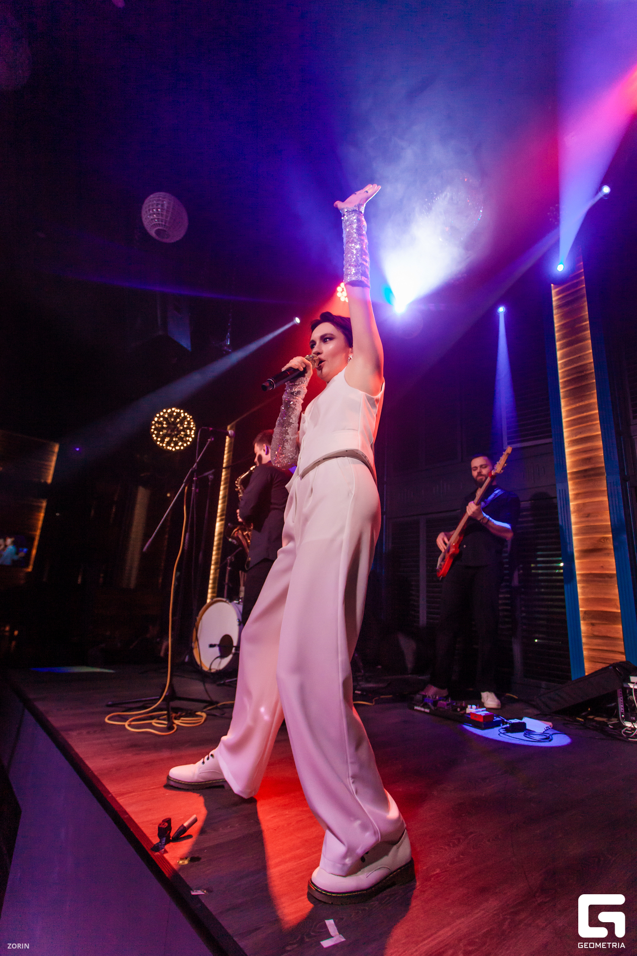 167-00-33-36-01-01-25- Zorin.jpg