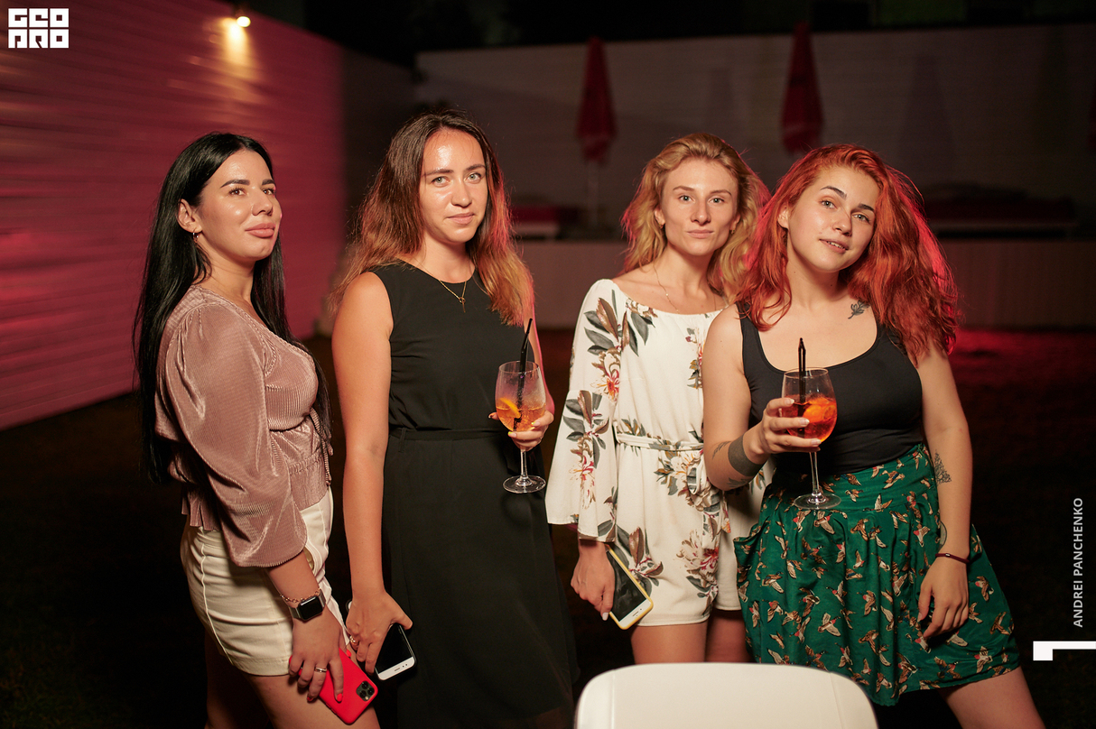Night pool party 14