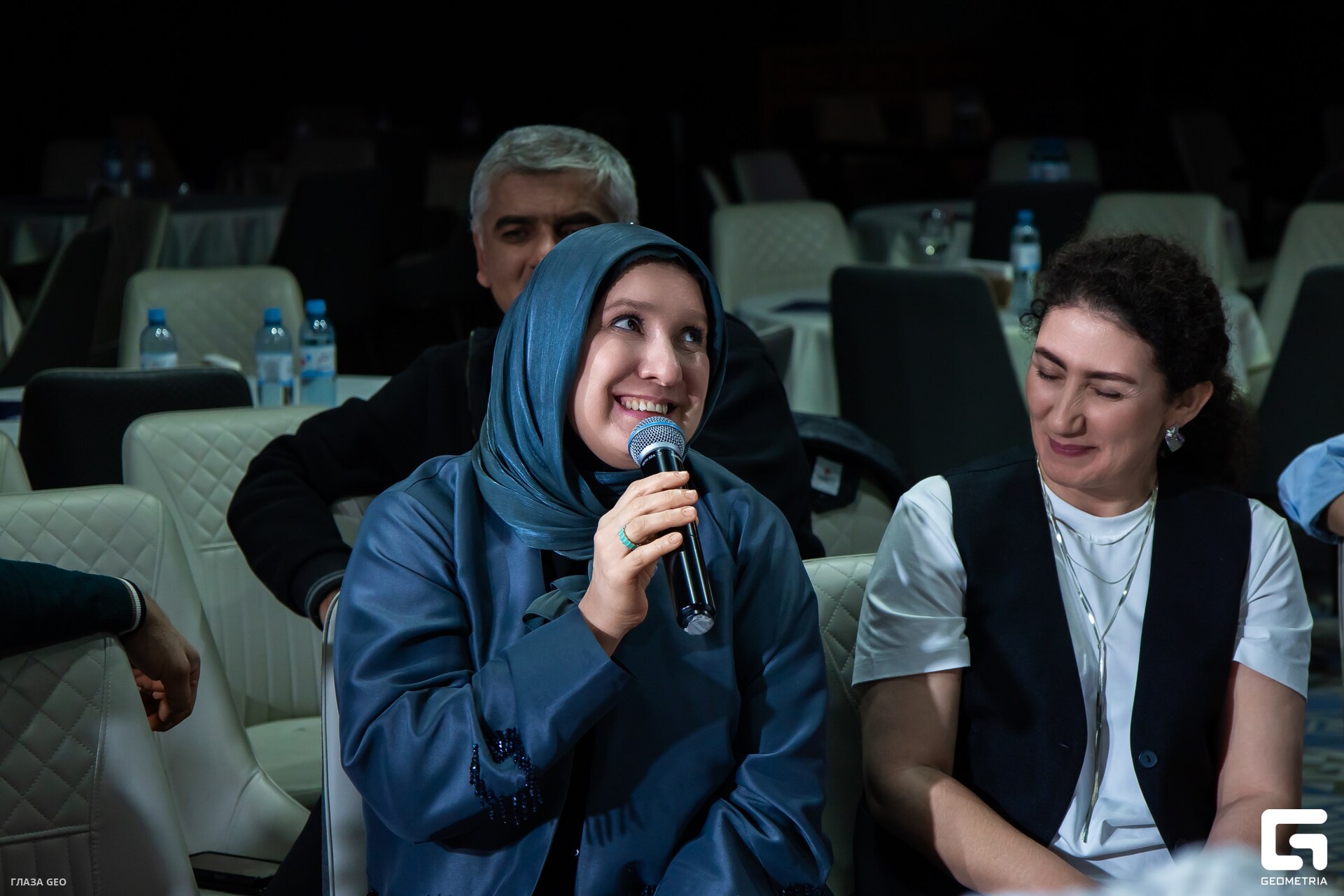 photo 98_resized.jpg