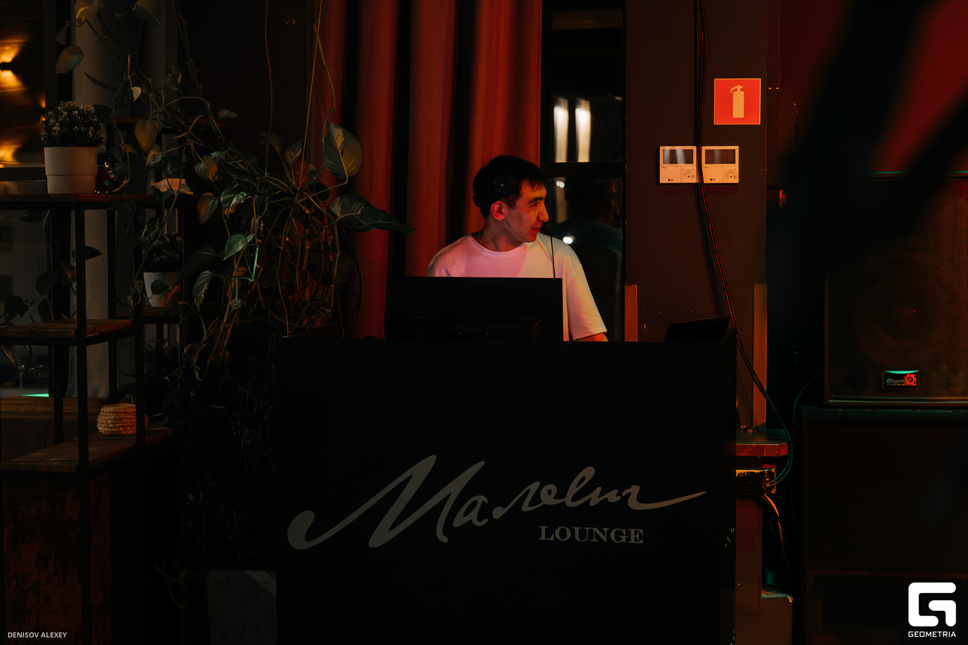 P18A3011-Улучшено-Ум. шума.jpg