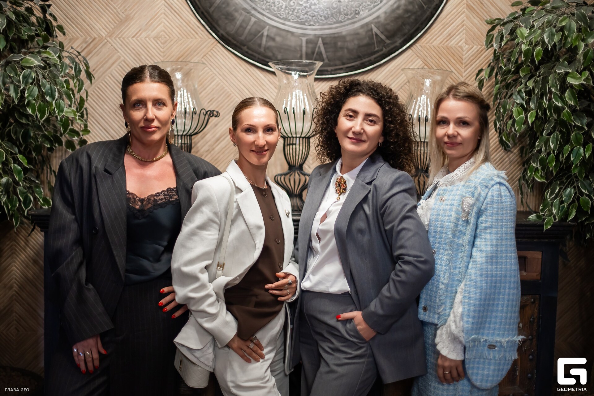 photo 263_resized.jpg