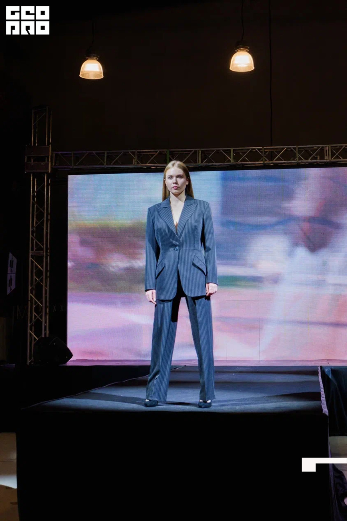 FASHION-МАРКЕТ «МОДНАЯ ВОЛНА» 23