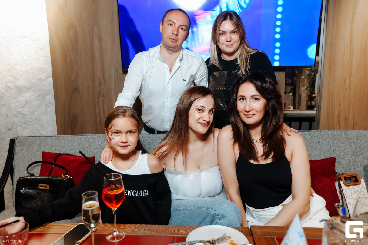 День Рождения Большой Рыбы / Нам 9 лет! 30