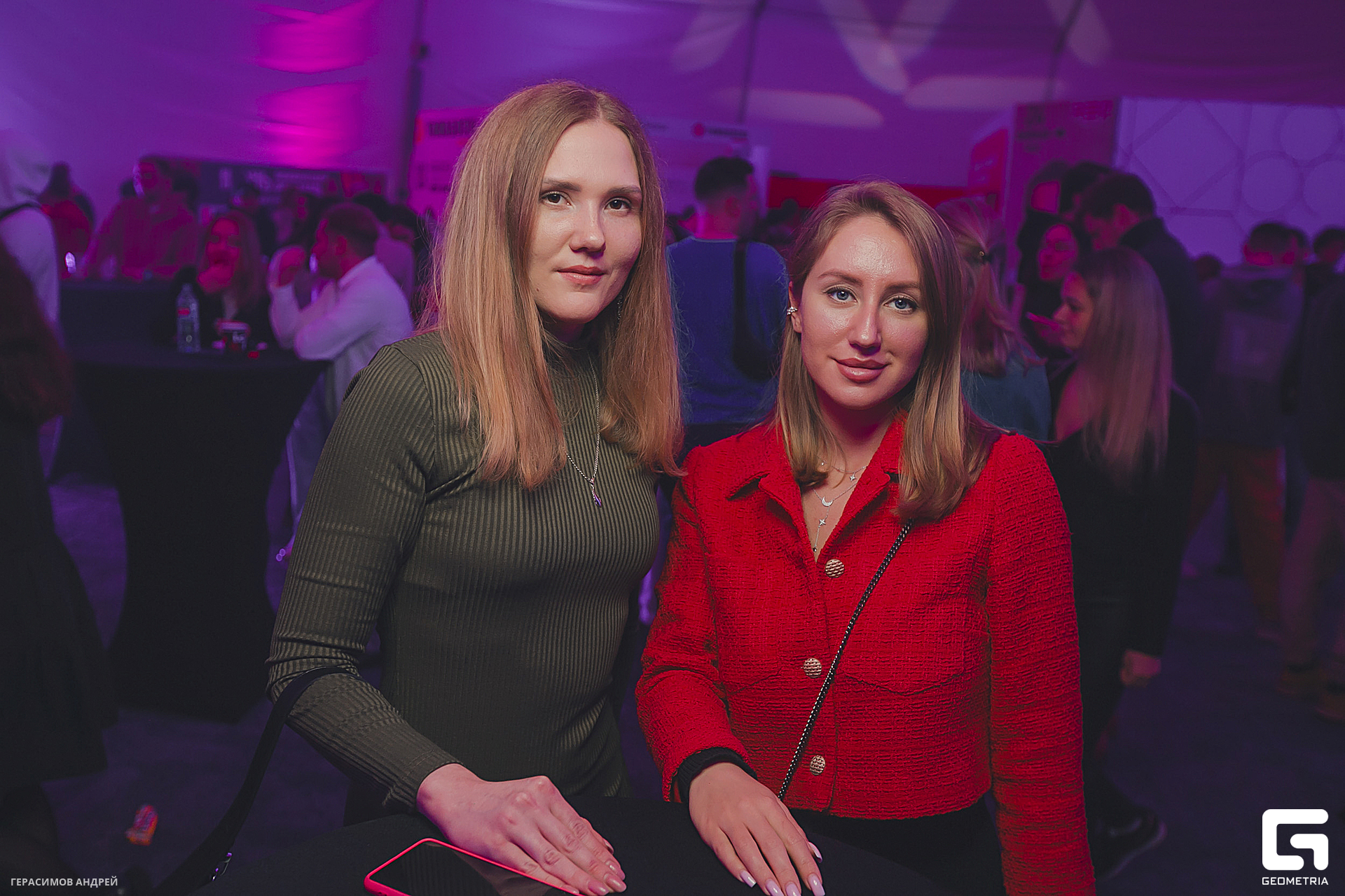 269 Red Arena 8. 02.jpg