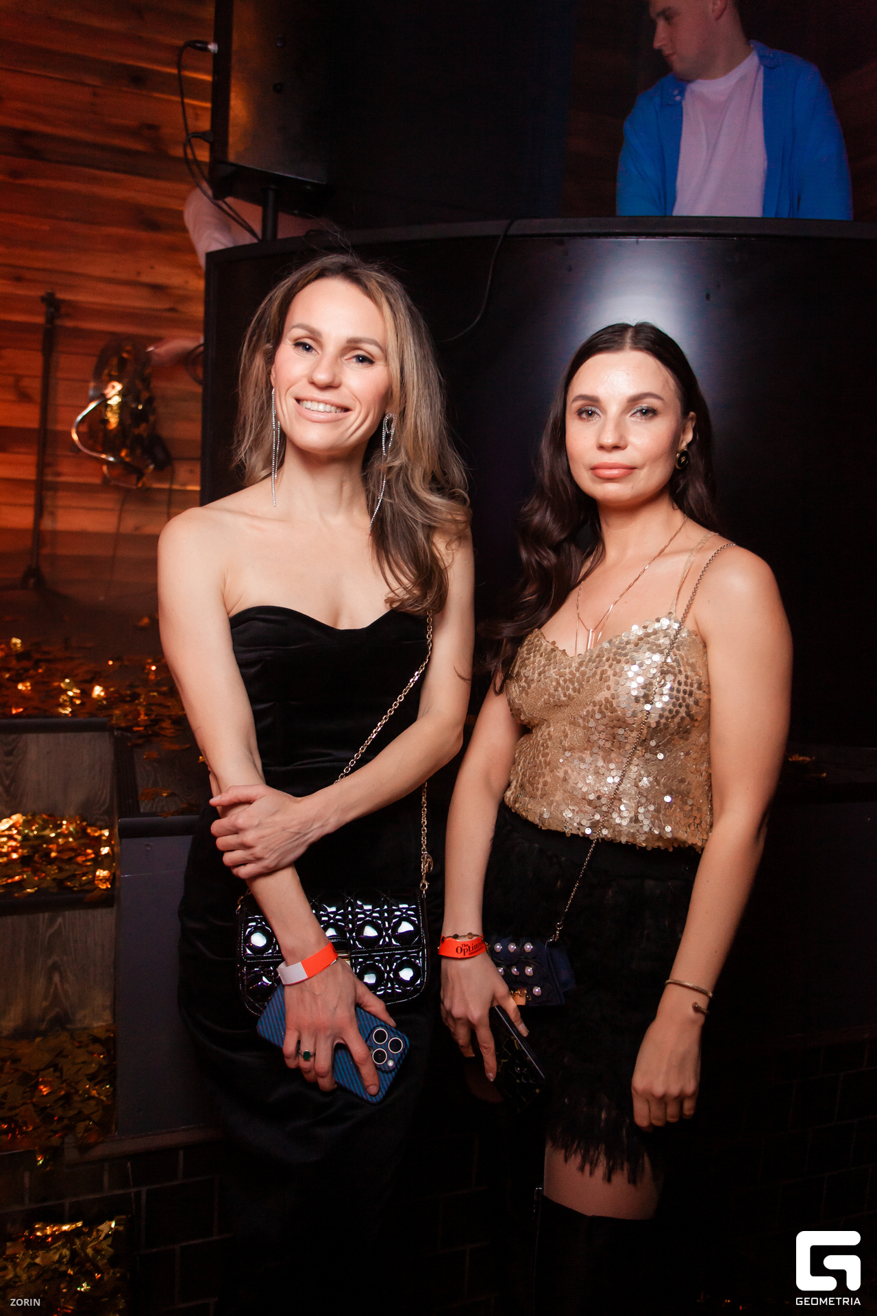 197-01-16-14-01-01-25- Zorin.jpg