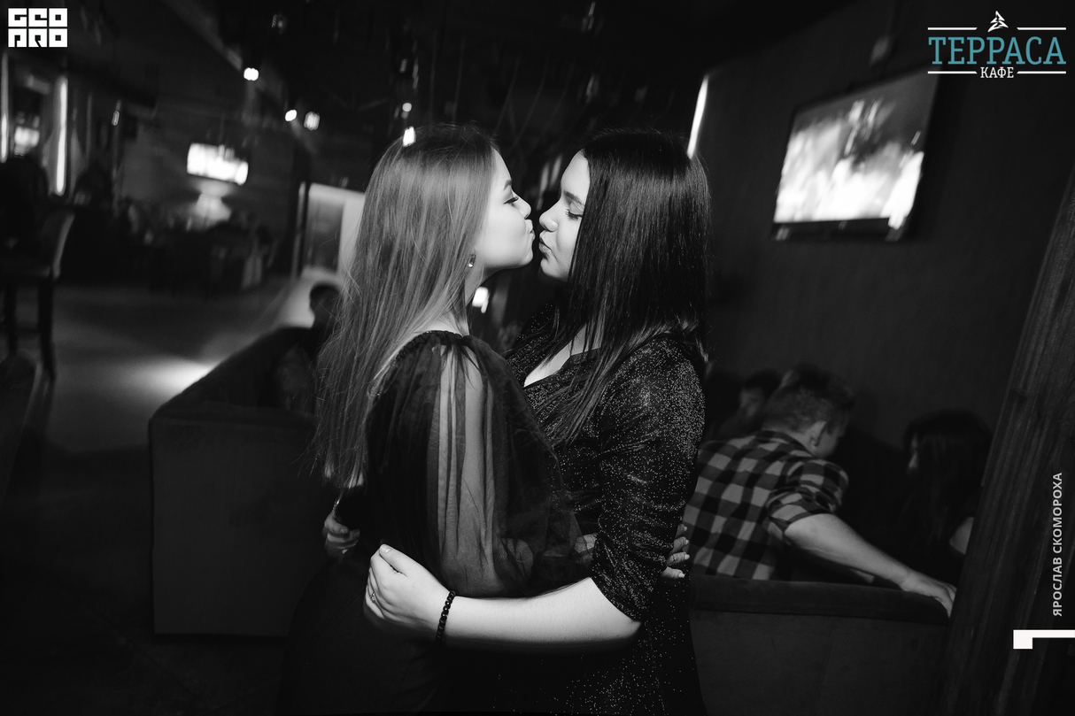 Пятница в кафе "Терраса" 28