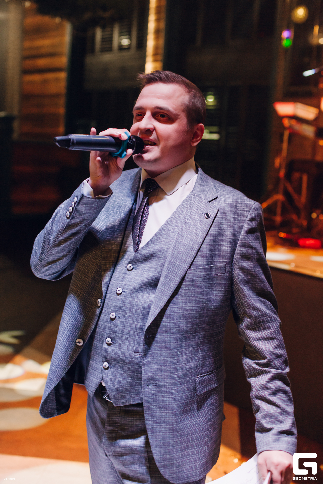 044-20-12-52-18-12-24- Zorin.jpg