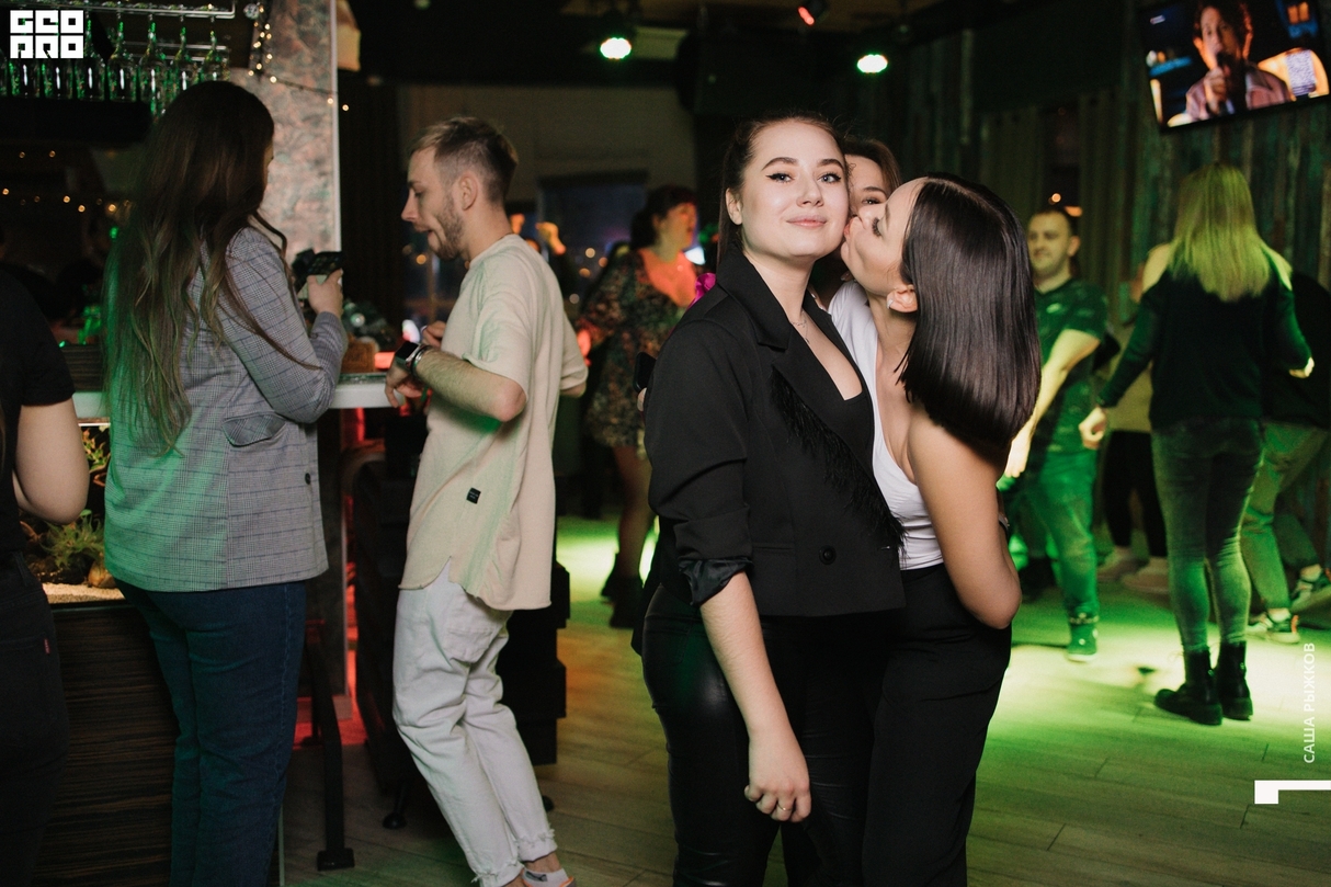 Weekend party 30