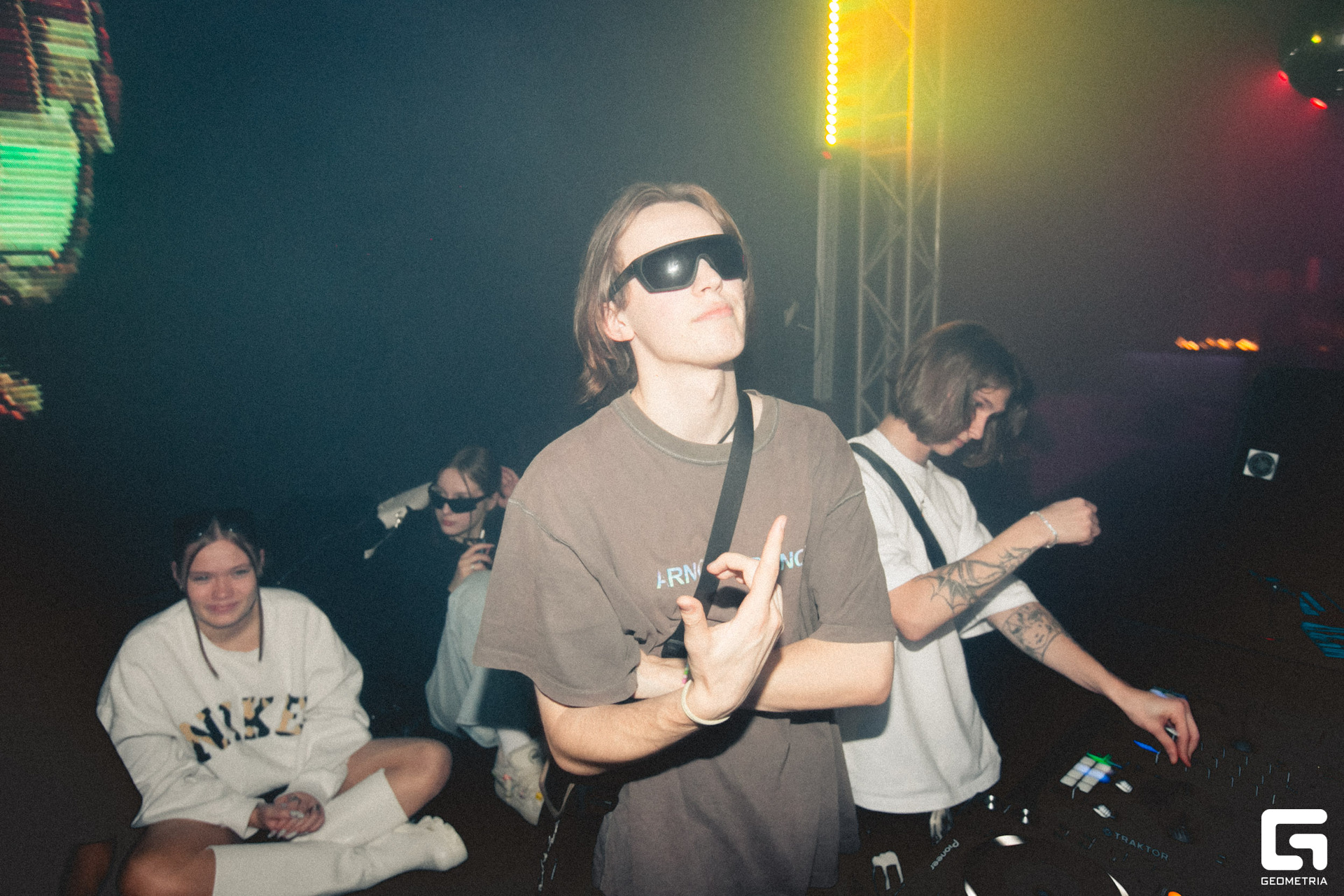 011 Repeat 21.10.jpg