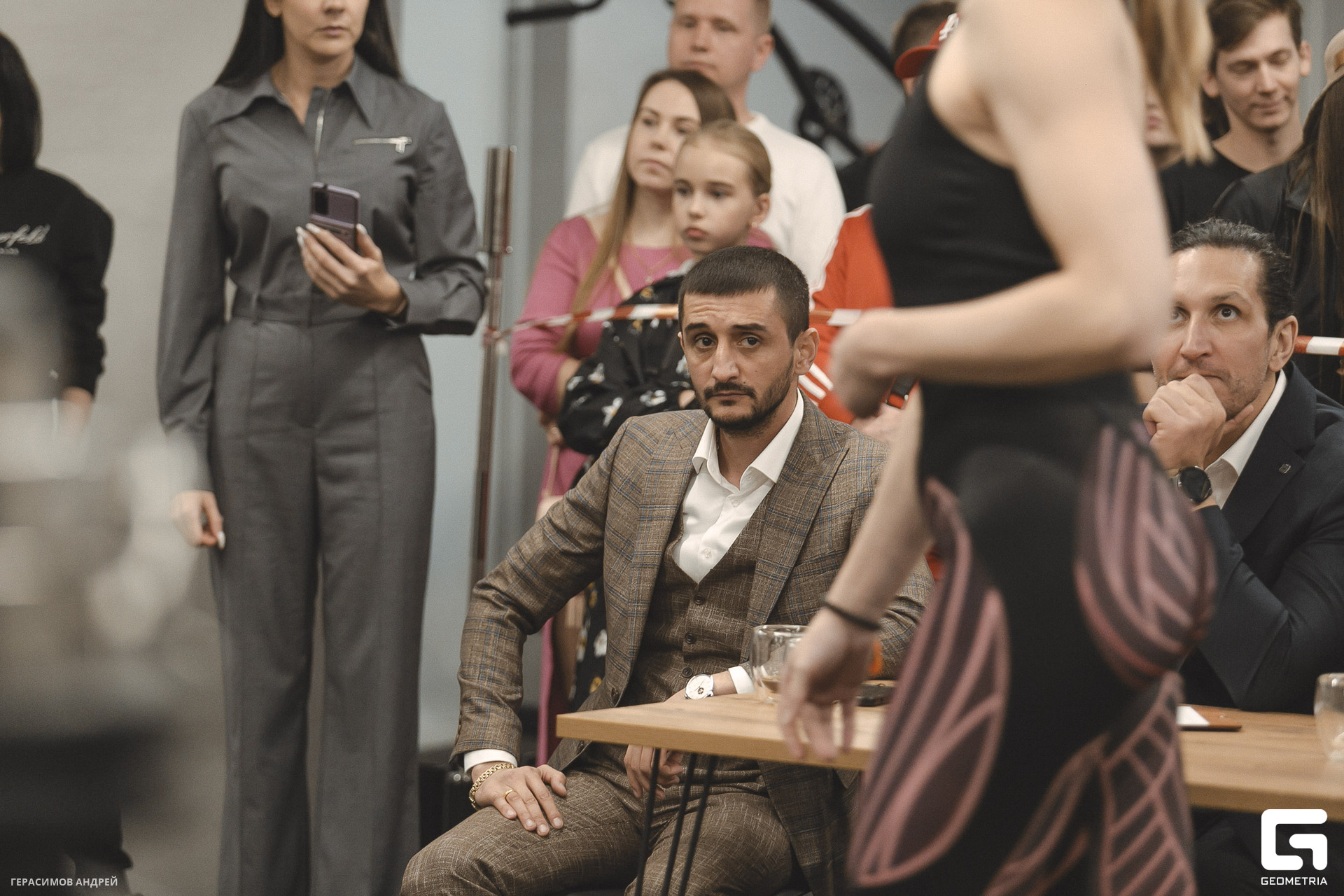 088 Dark Fit 10. 03.jpg