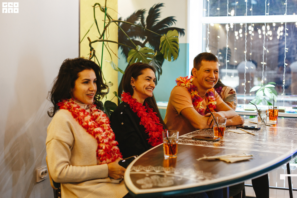 Aloha party 25