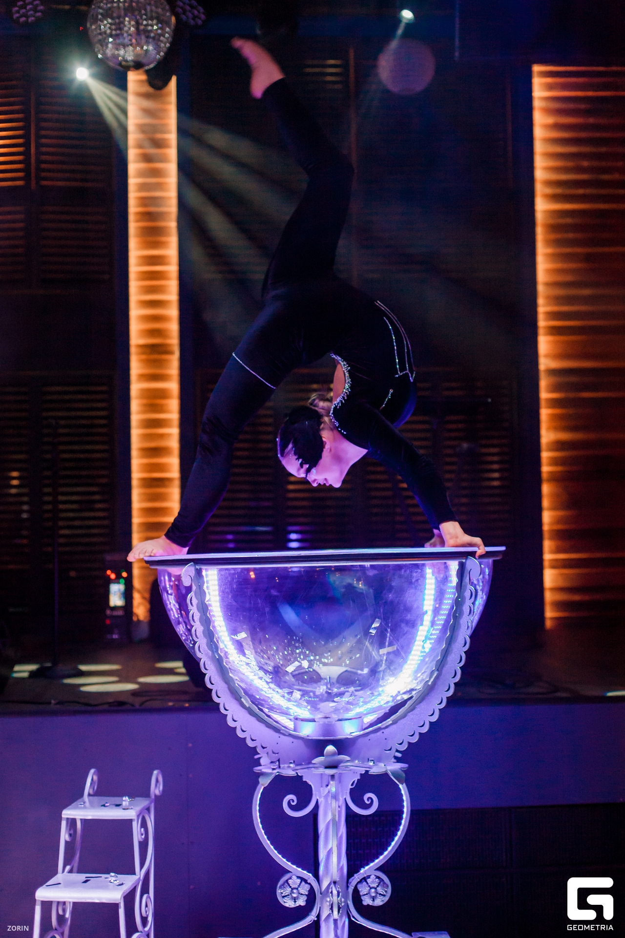 049-20-09-59-29-12-24- Zorin.jpg