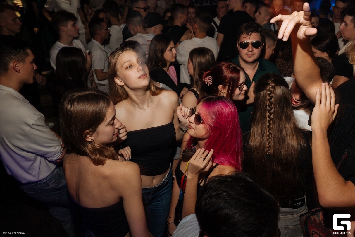 FUNKY PARTY 19
