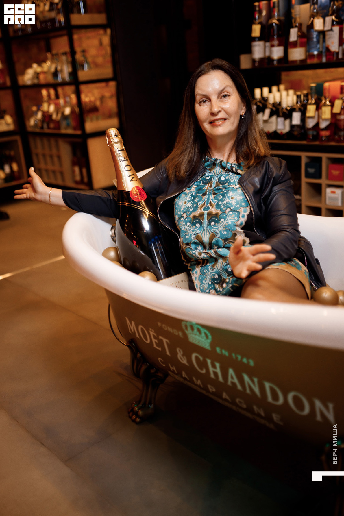 @misha.byorch 0054.jpg