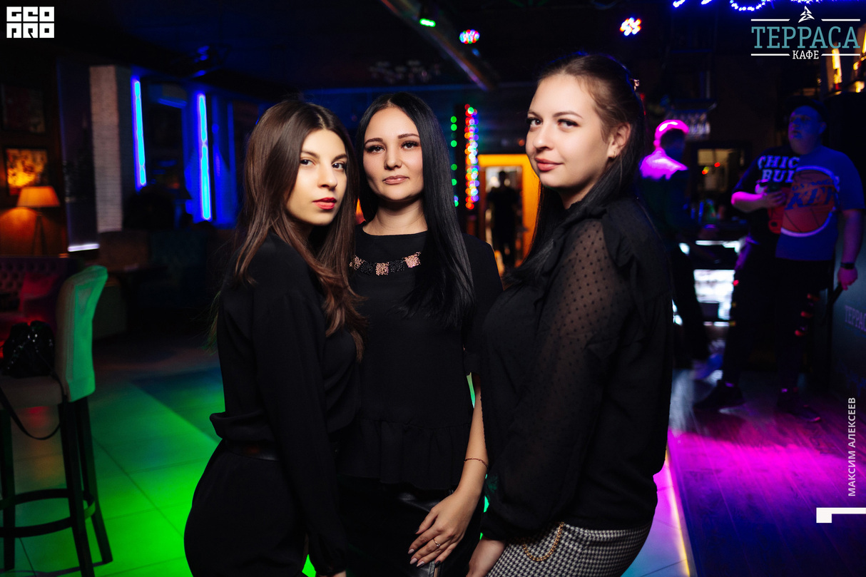 Пятница в Кафе Терраса 25