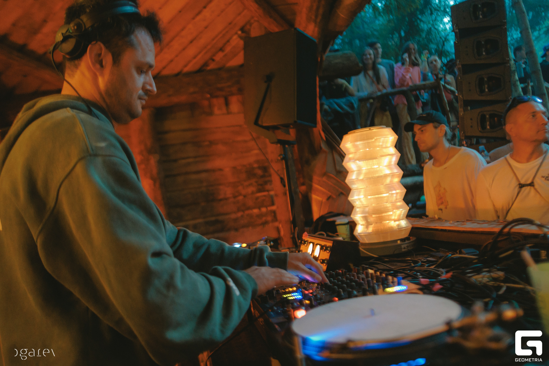 OUTLINE 2024-427-10.jpg