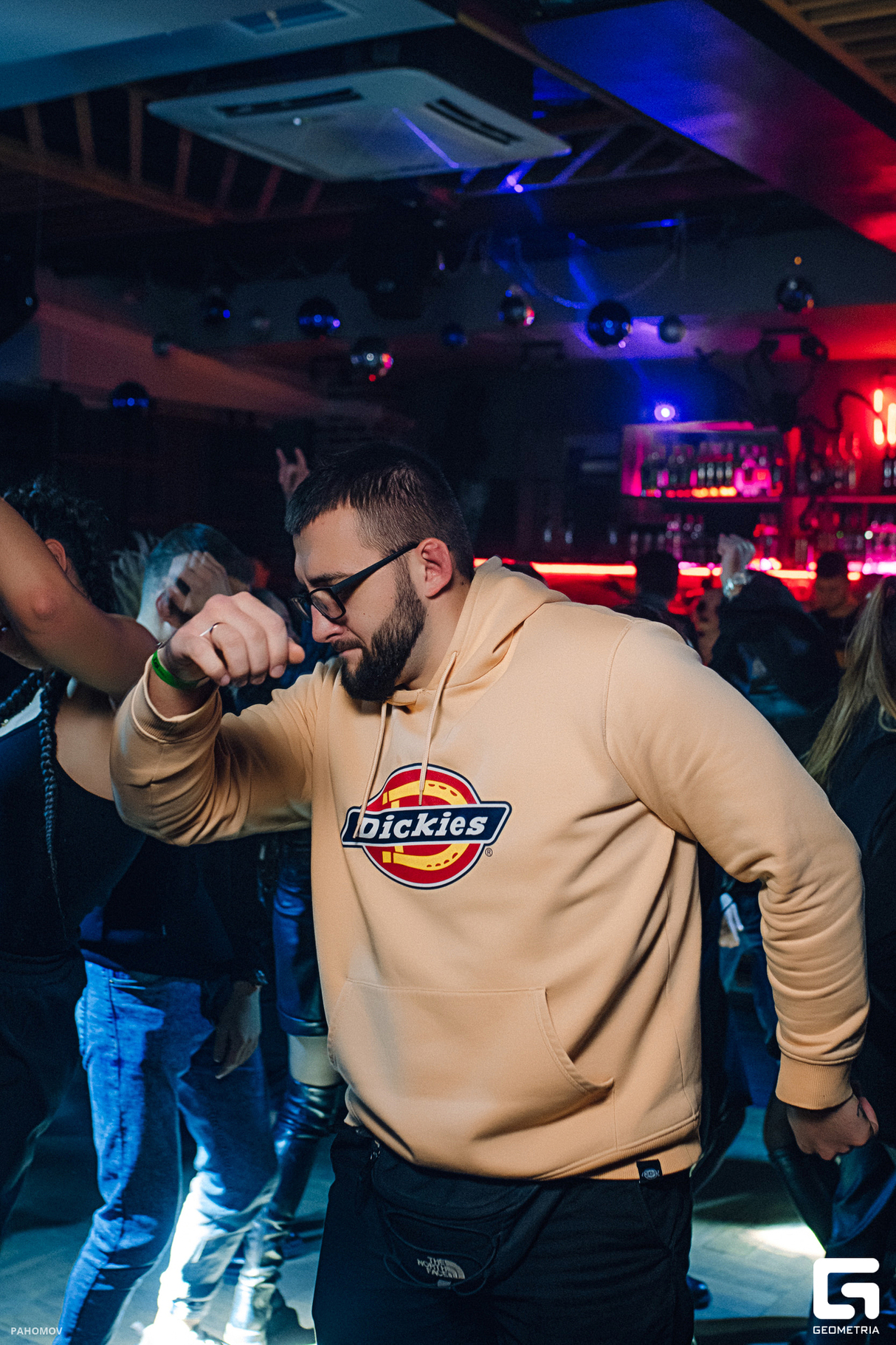 Saturday party 18
