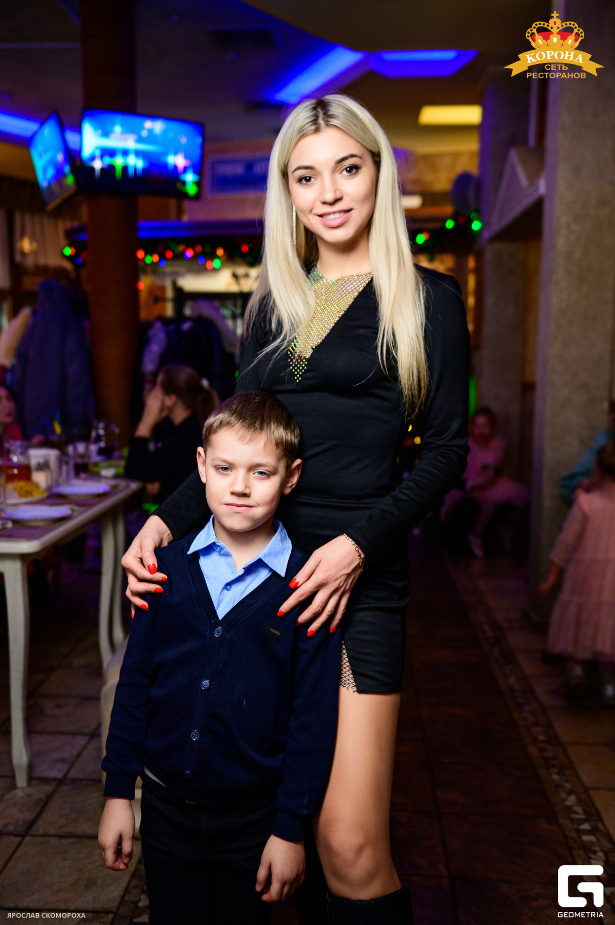 Воскресенье в кафе "Корона" 22