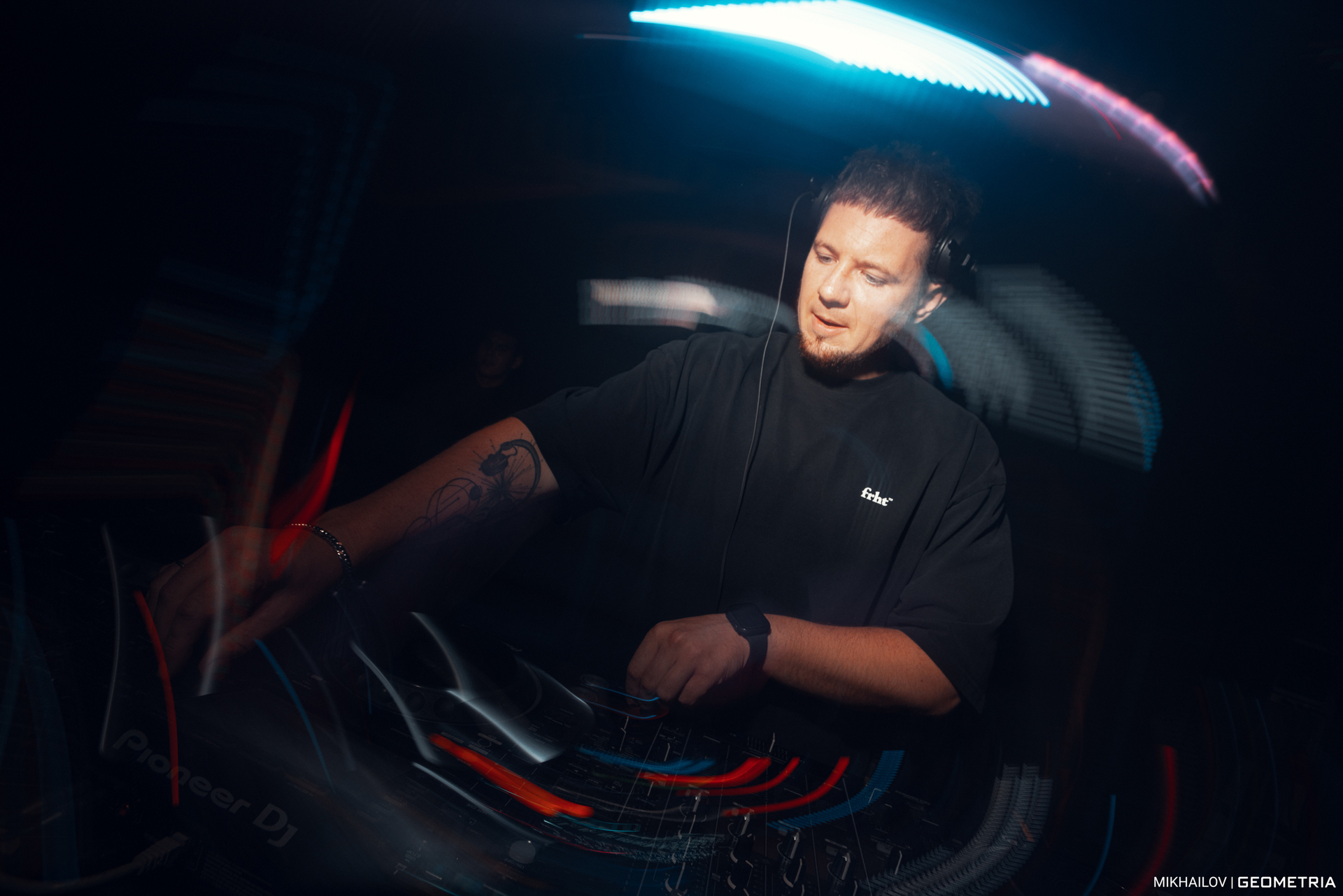 082-280724-2236 -Mikhailovweb.jpg