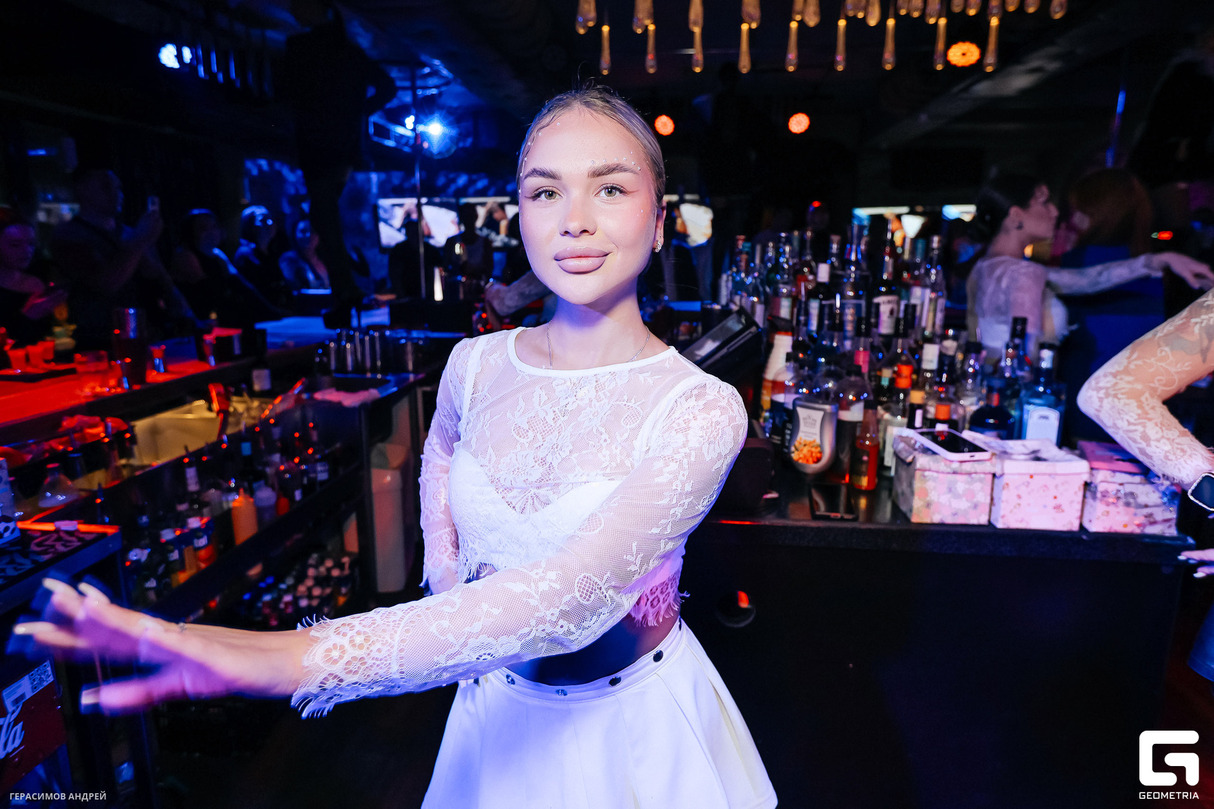 СУББОТА В BESTUZHEV BAR 24