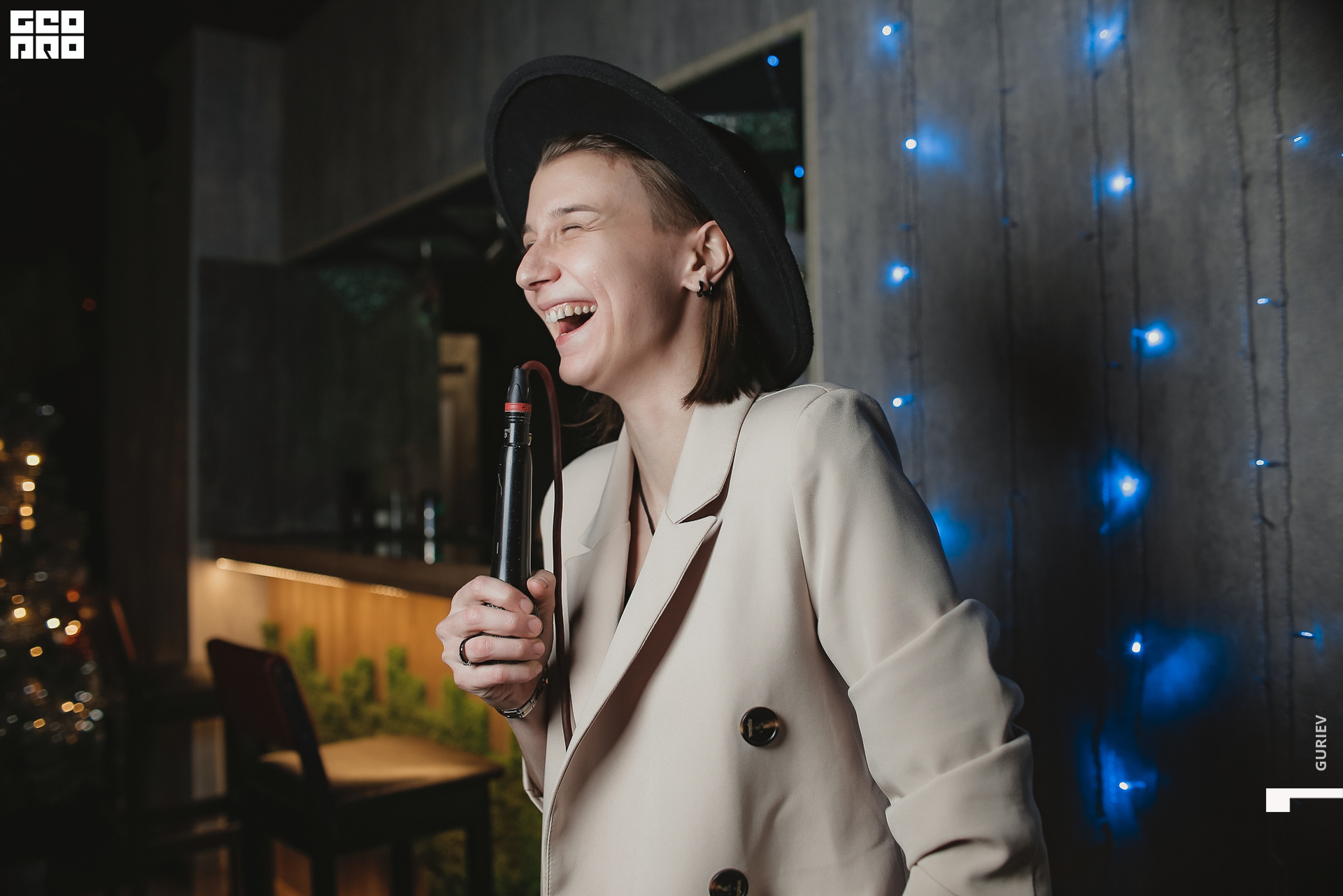 alphaSHOT prime100000-100094.jpg