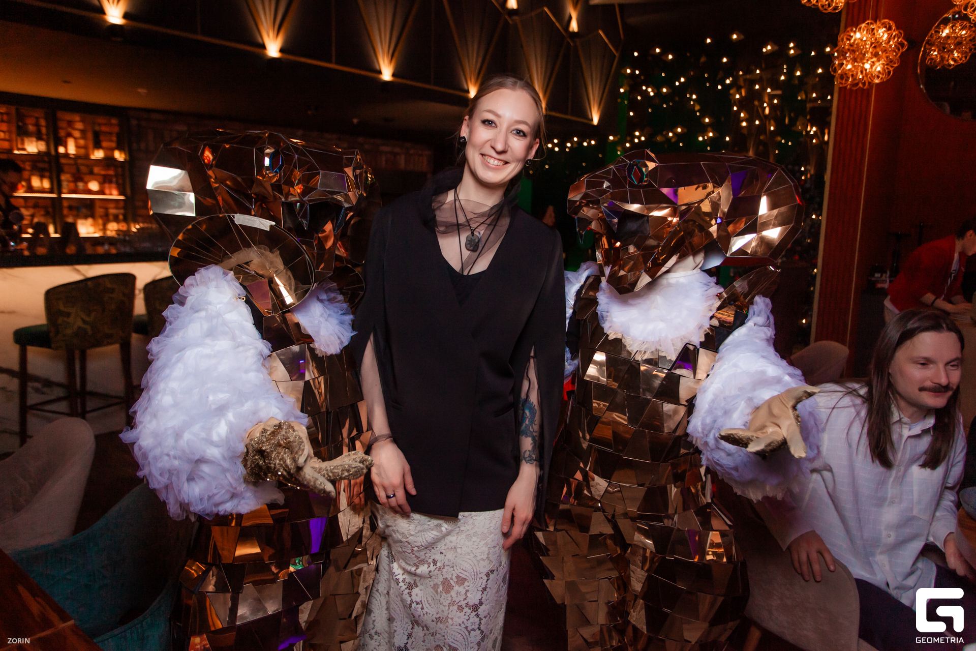 009-22-53-31-31-12-24- Zorin.jpg