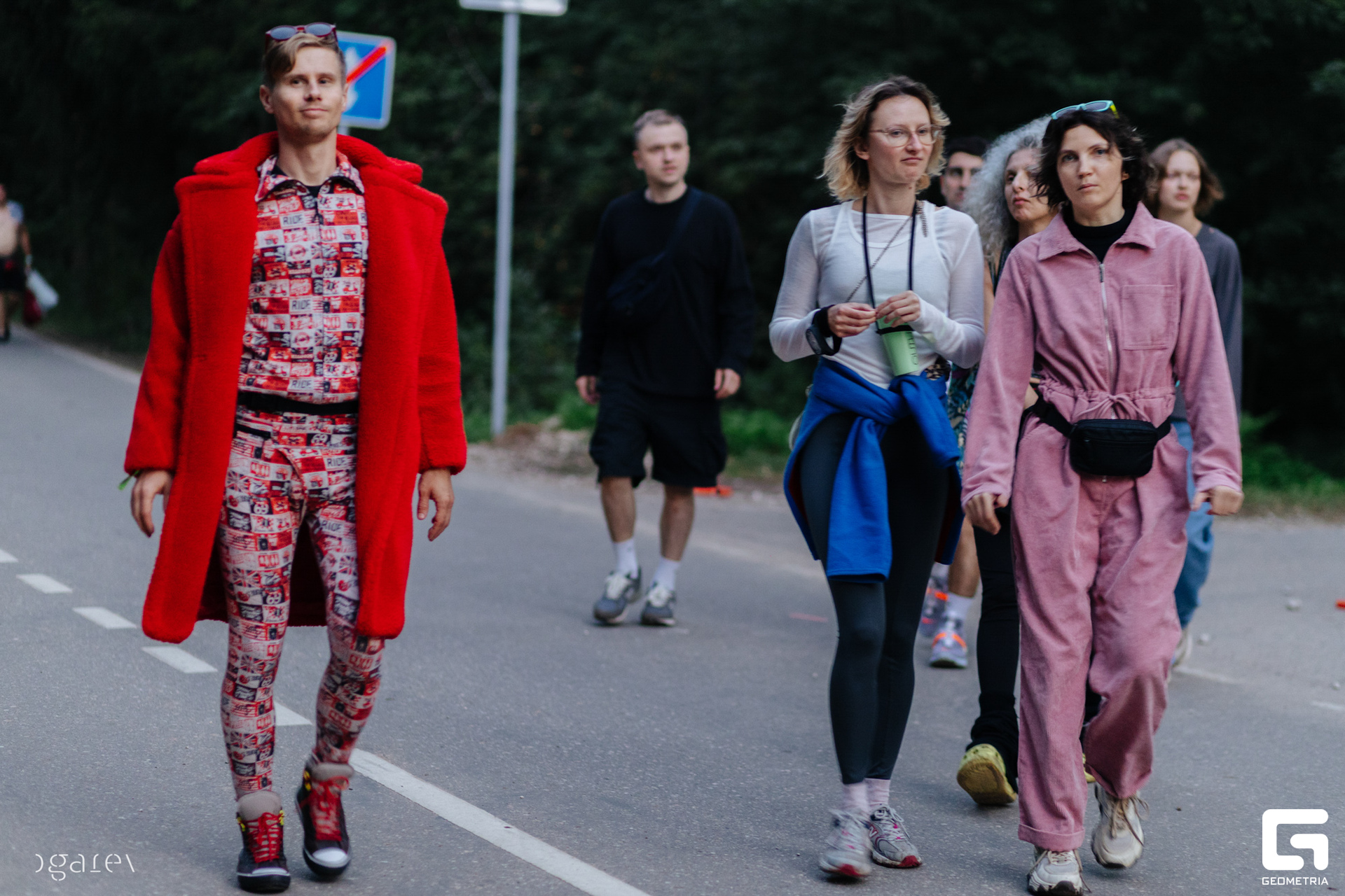 OUTLINE 2024-427-198.jpg