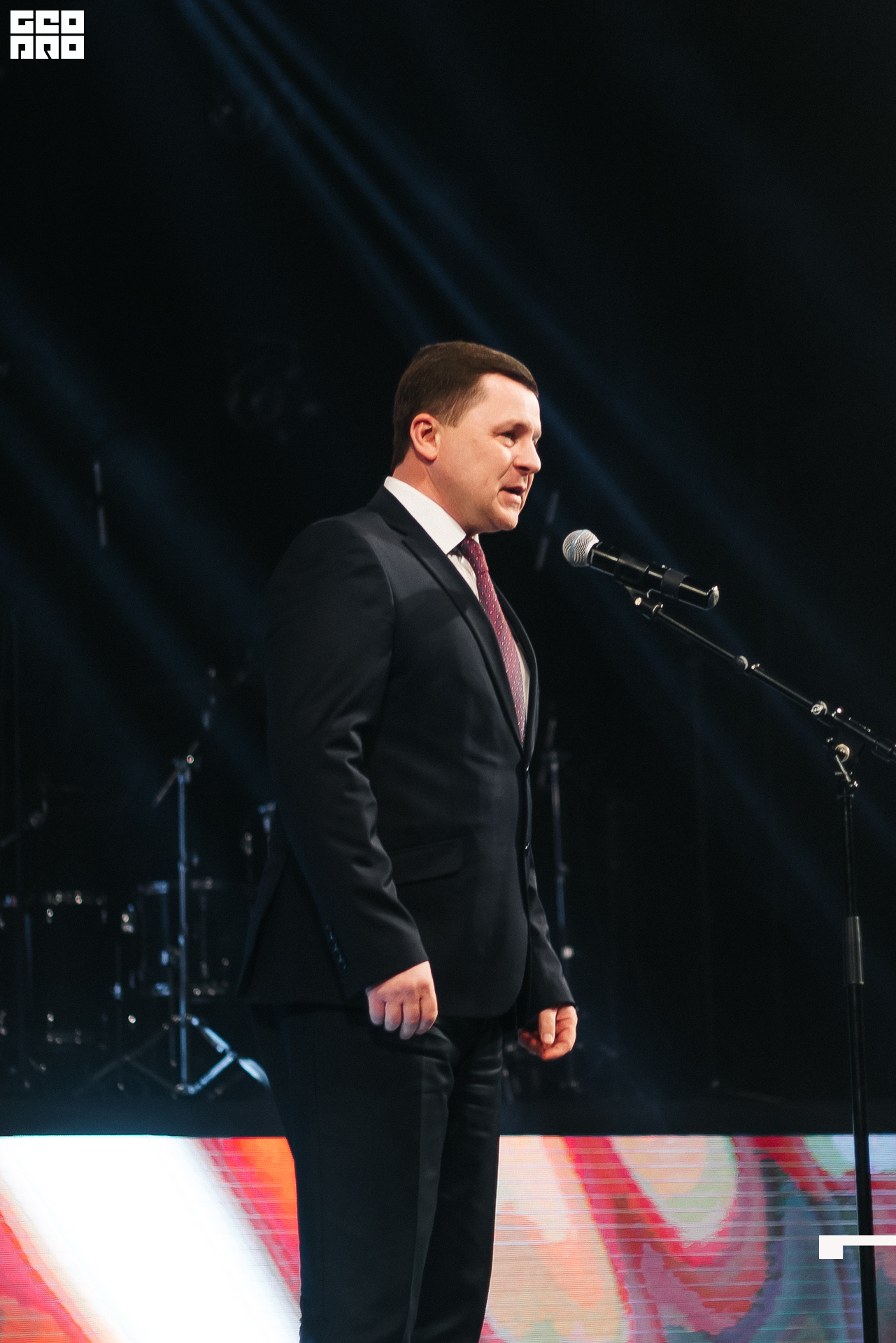 364_21-12-09 ISAEVA KASHIN SHVETS.jpg