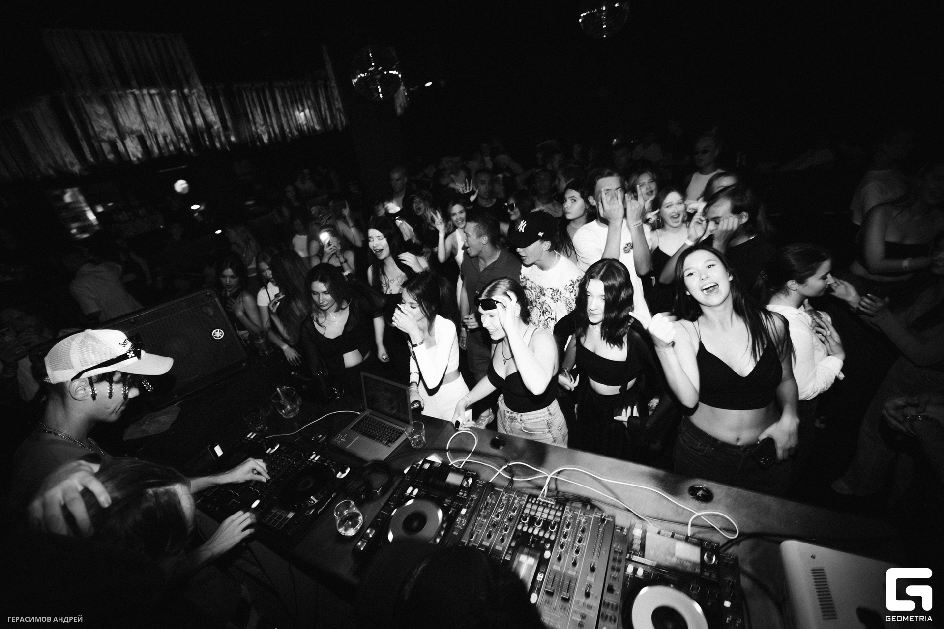 069 Repeat 26.08.jpg