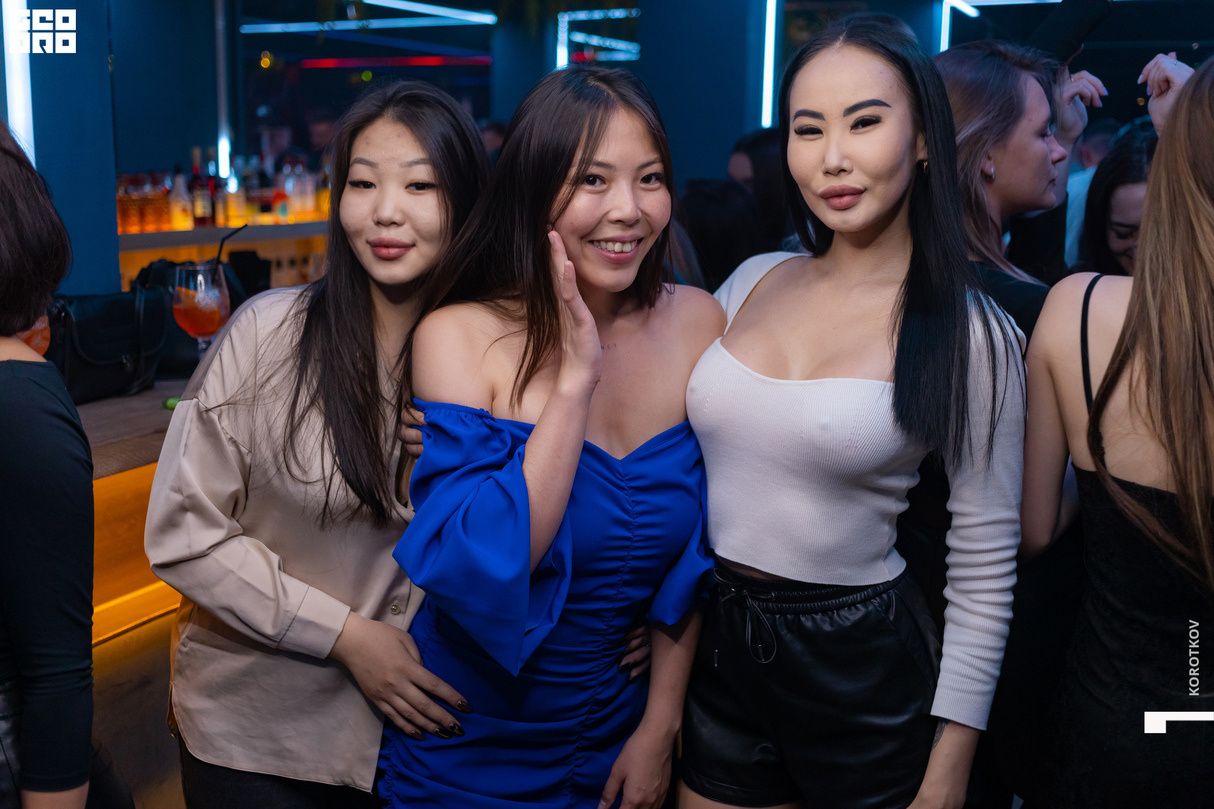 Weekend Party 16