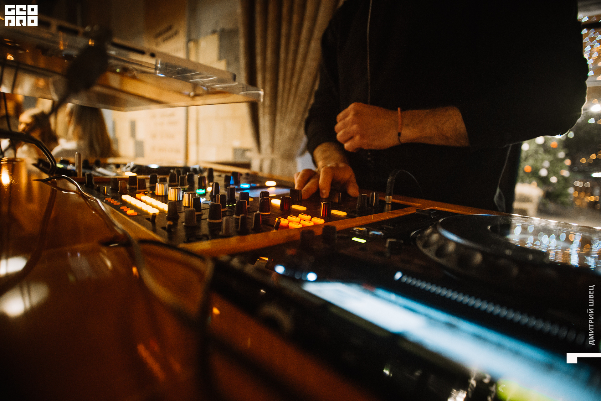 2021-12-03 21-15-10_Швец.jpg