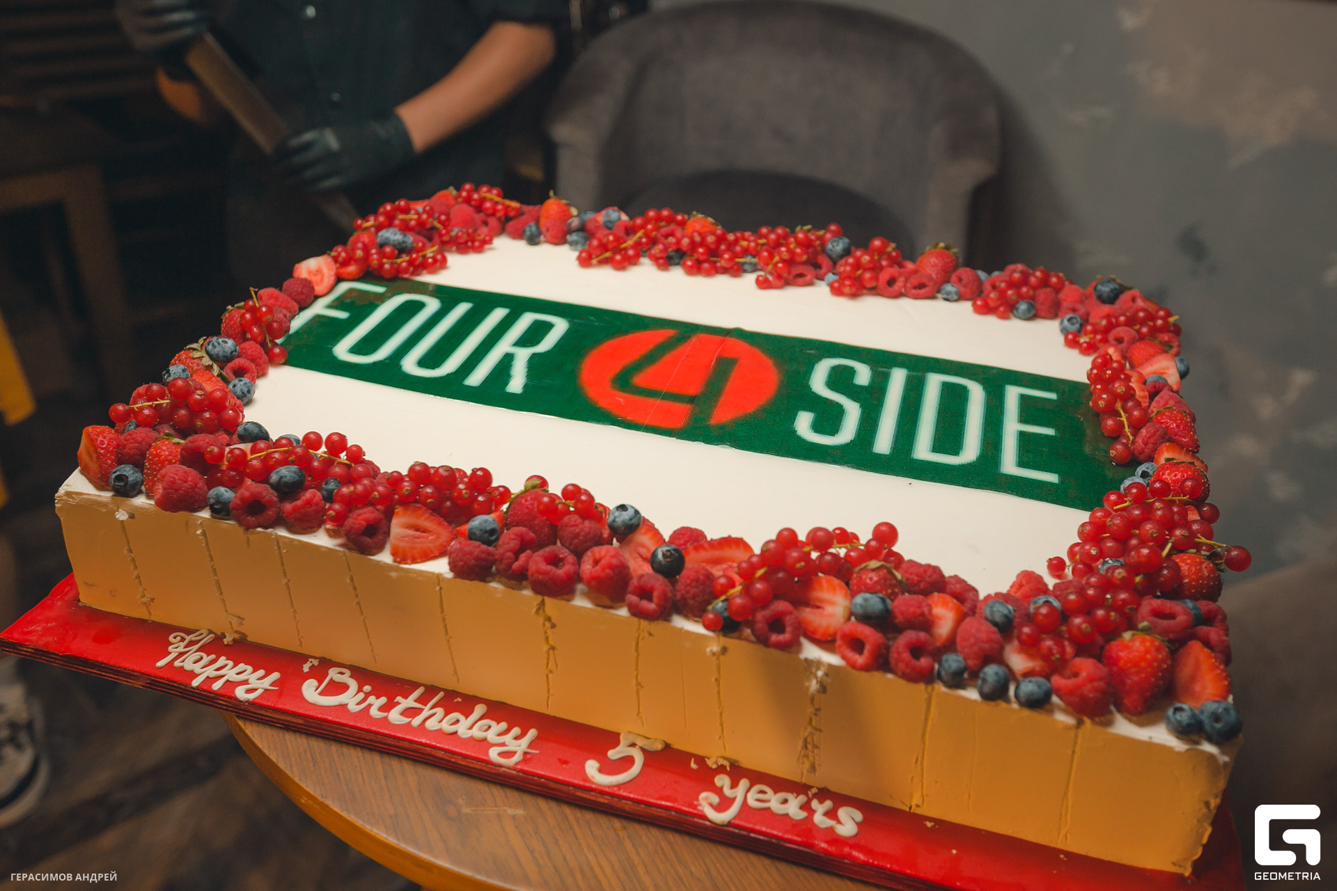 097 Four4side 16.08.jpg