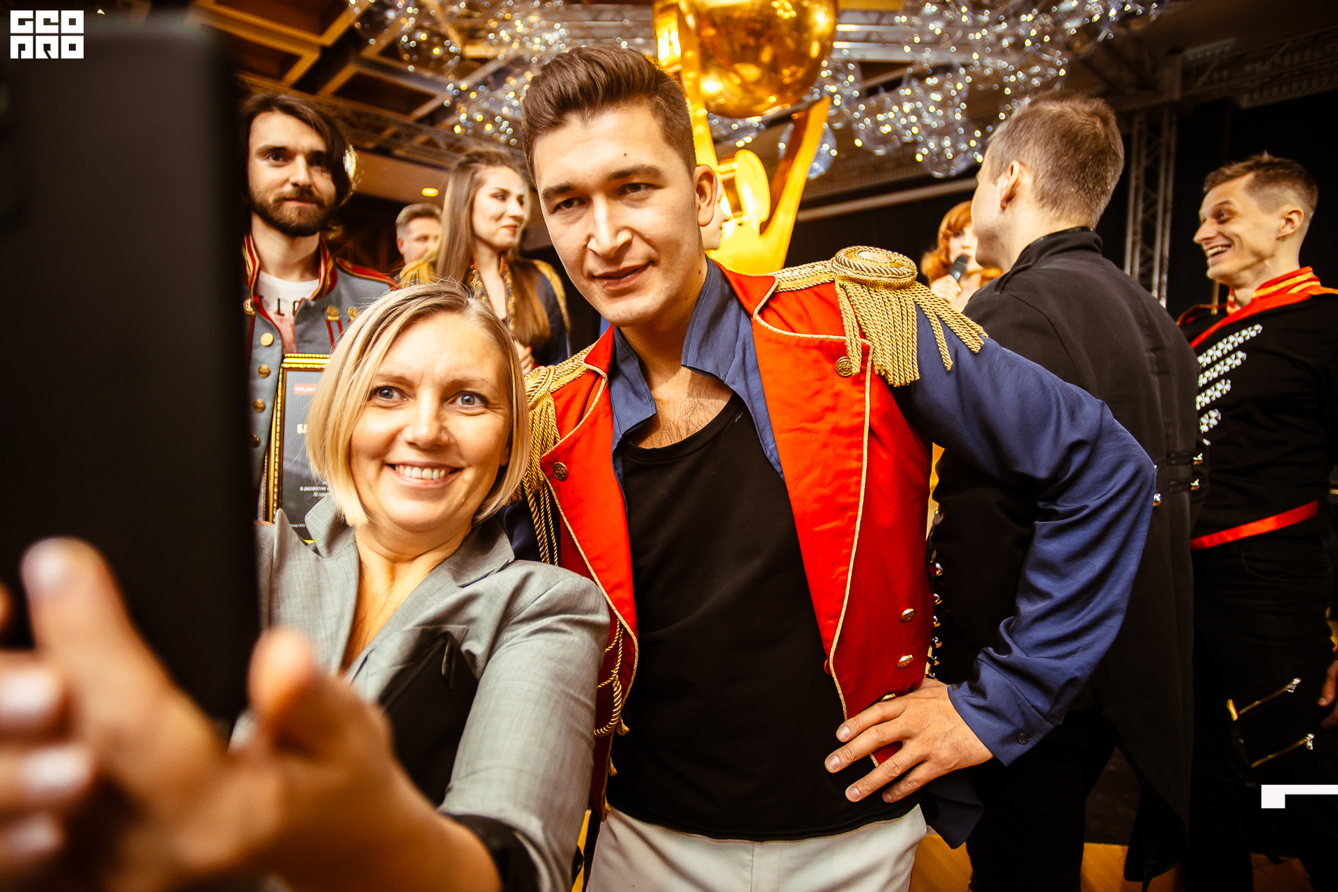 517_21-12-09 ISAEVA KASHIN SHVETS.jpg