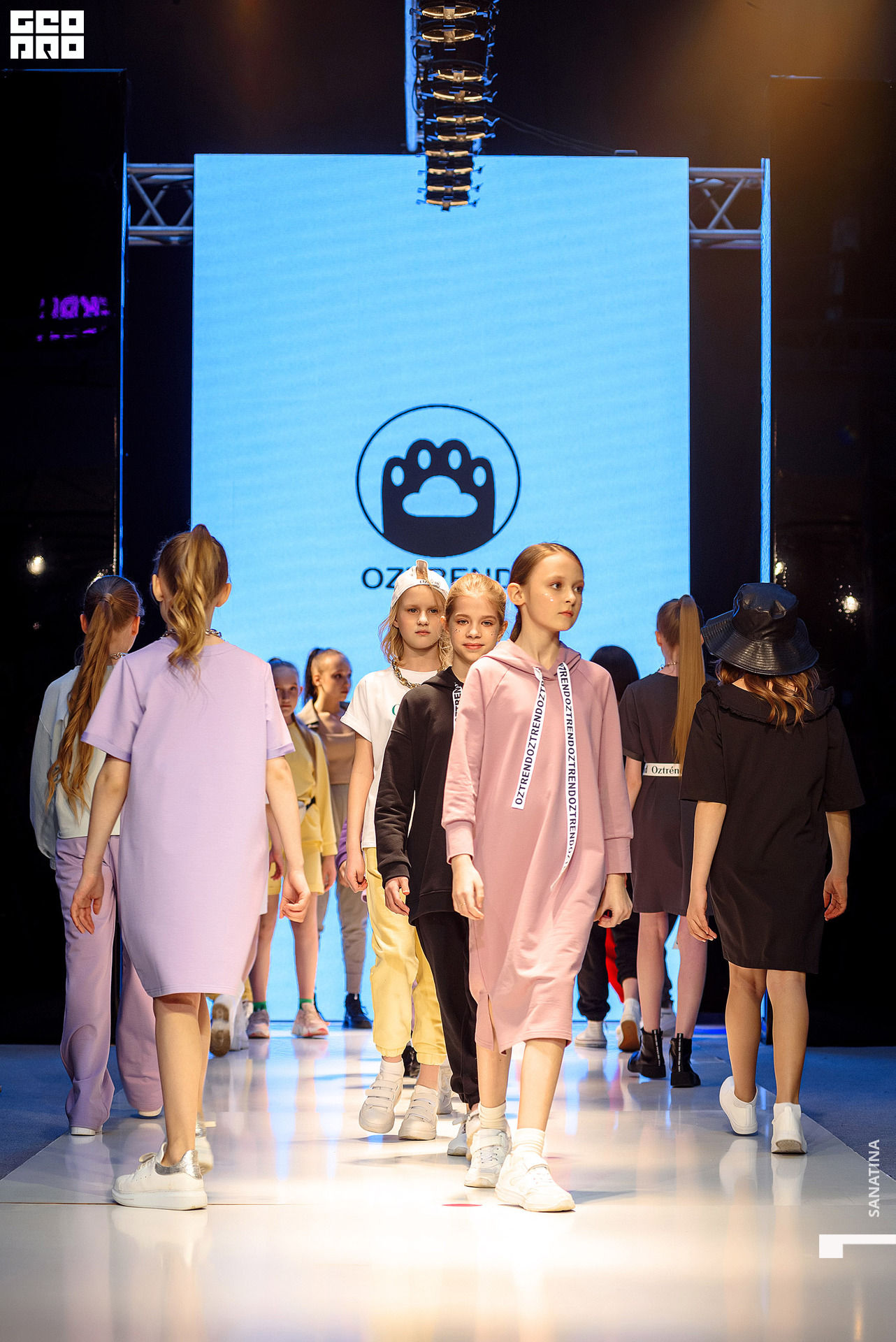 0454_2021-04-23_19-46-15 - Sanatina.jpg