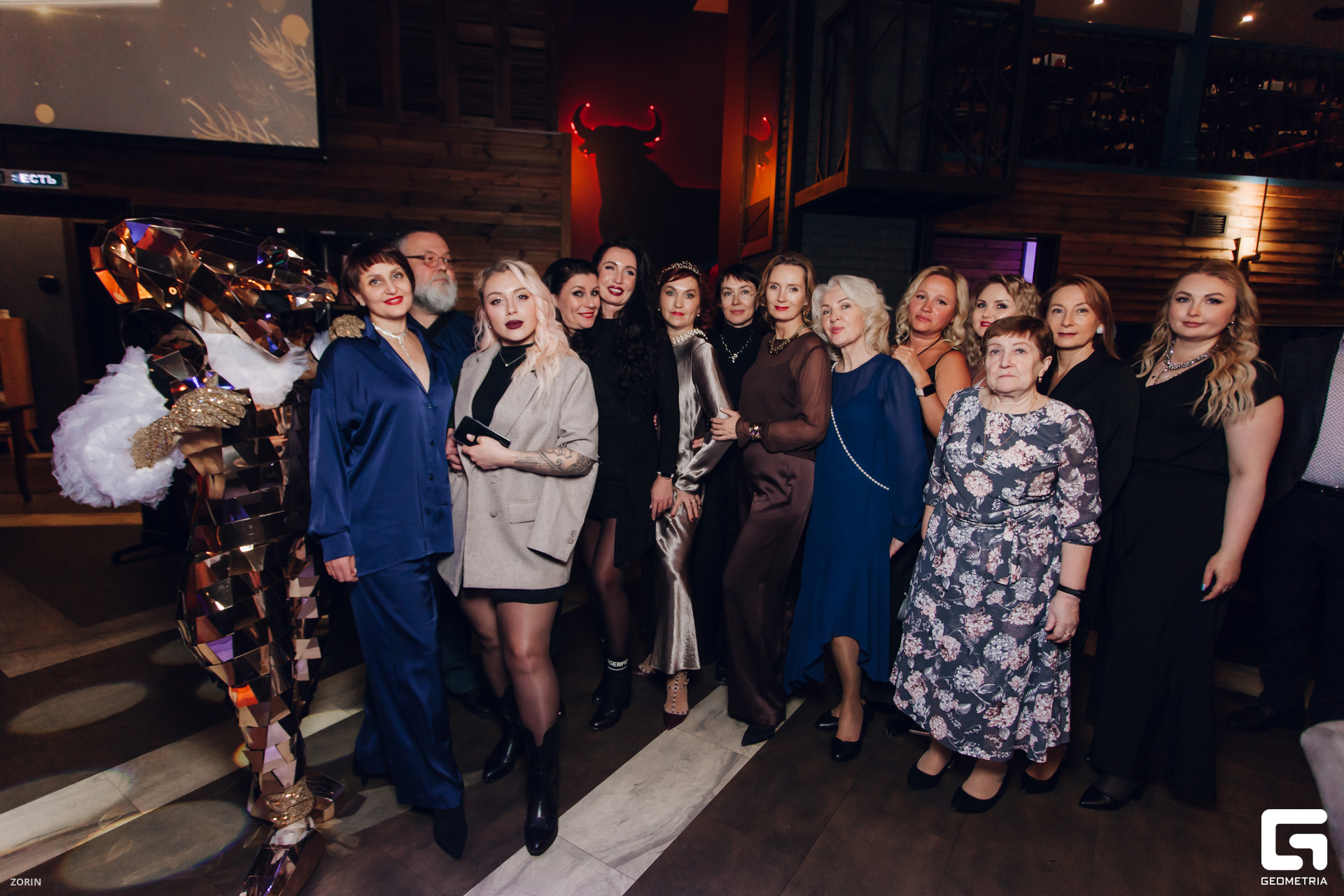 016-19-38-28-18-12-24- Zorin.jpg