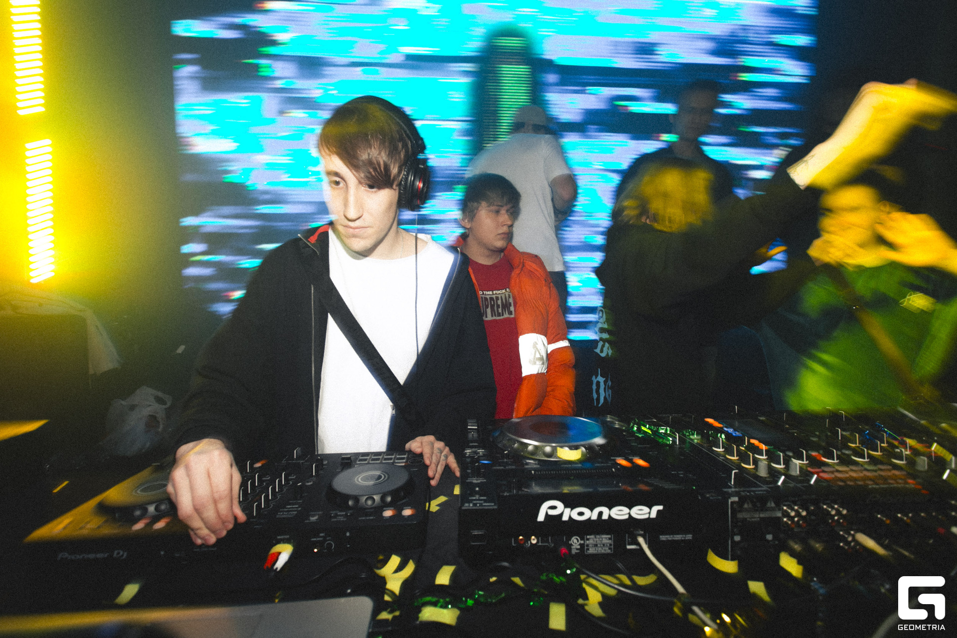 105 Repeat 10. 02.jpg