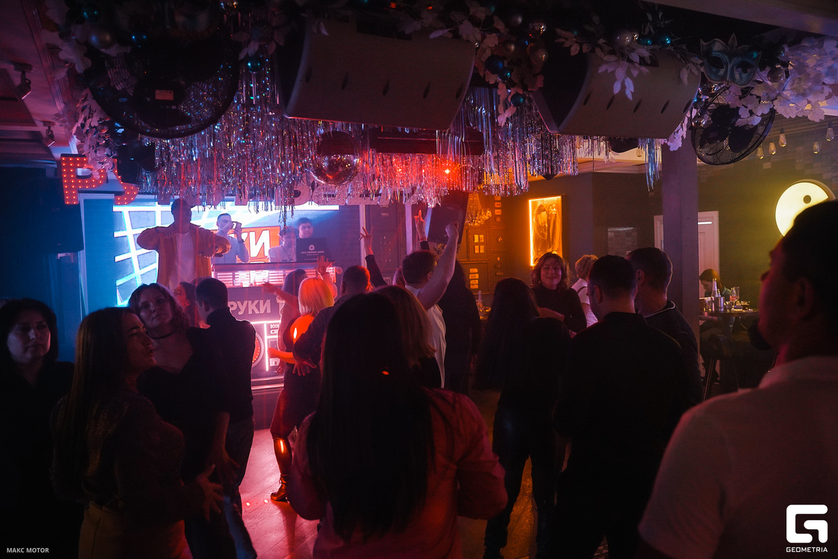 Friday Night 10