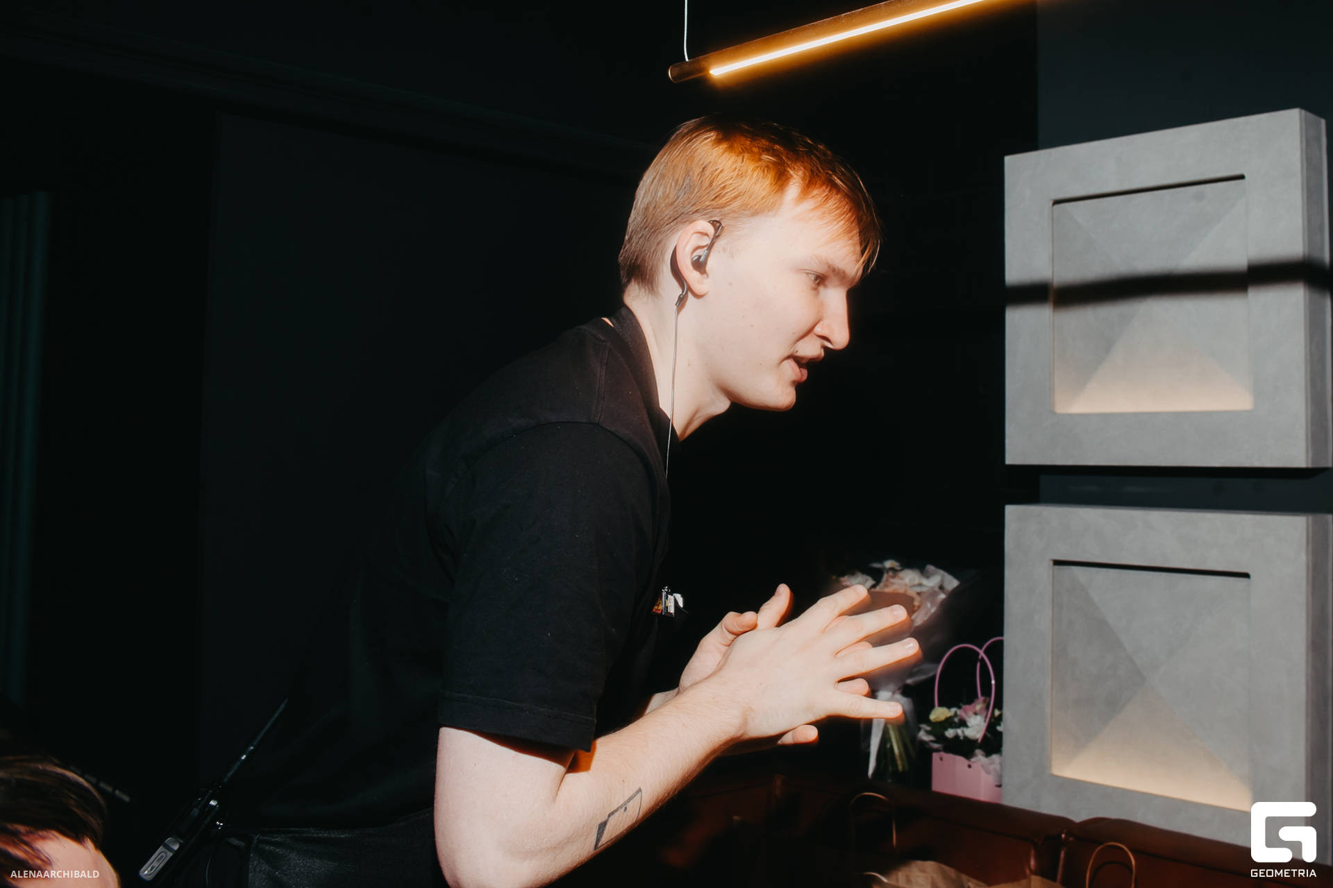 2023-12-08 20-00-38_alenaarchibald090.JPG