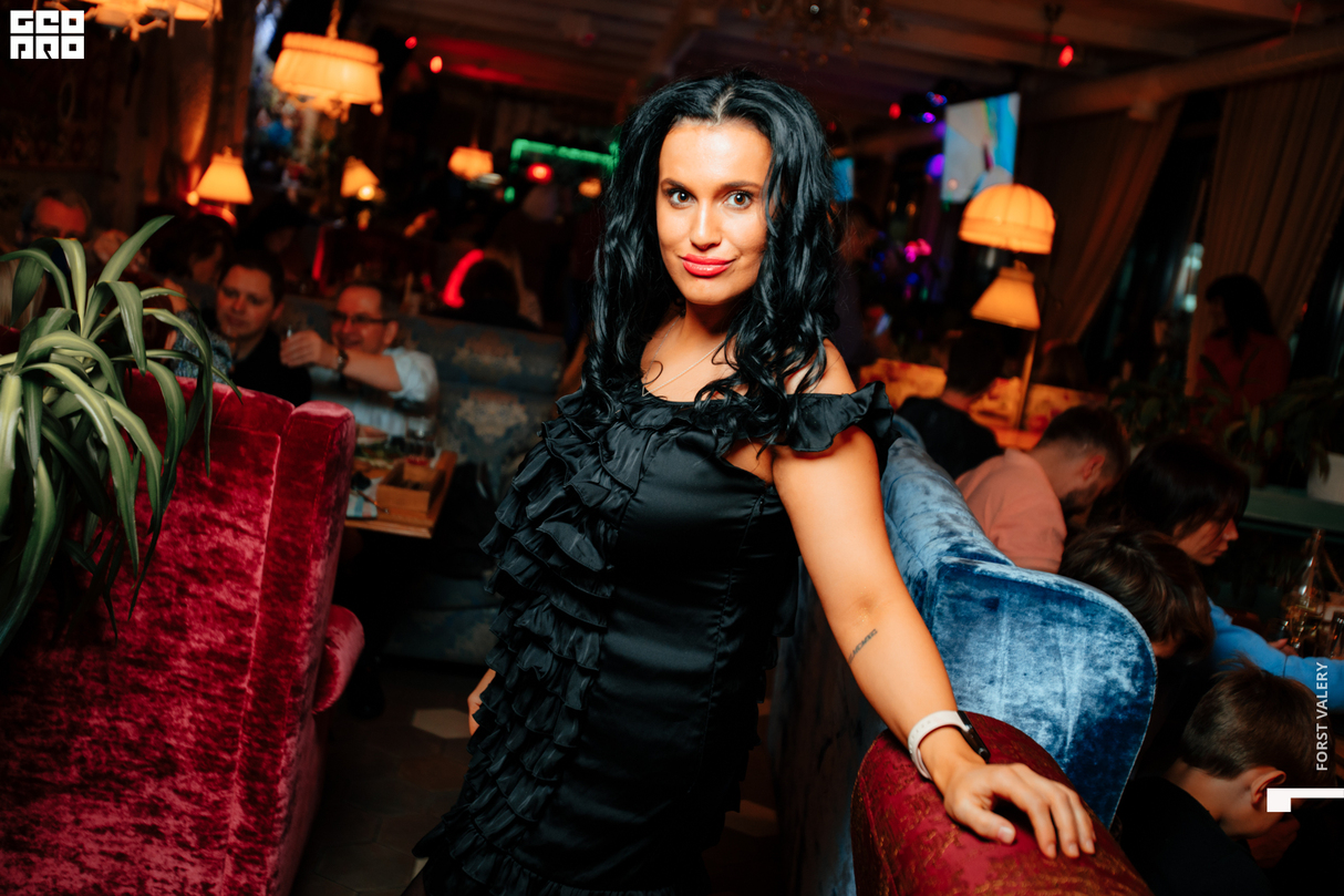 ПЯТНИЦА В «VERIKO» 16