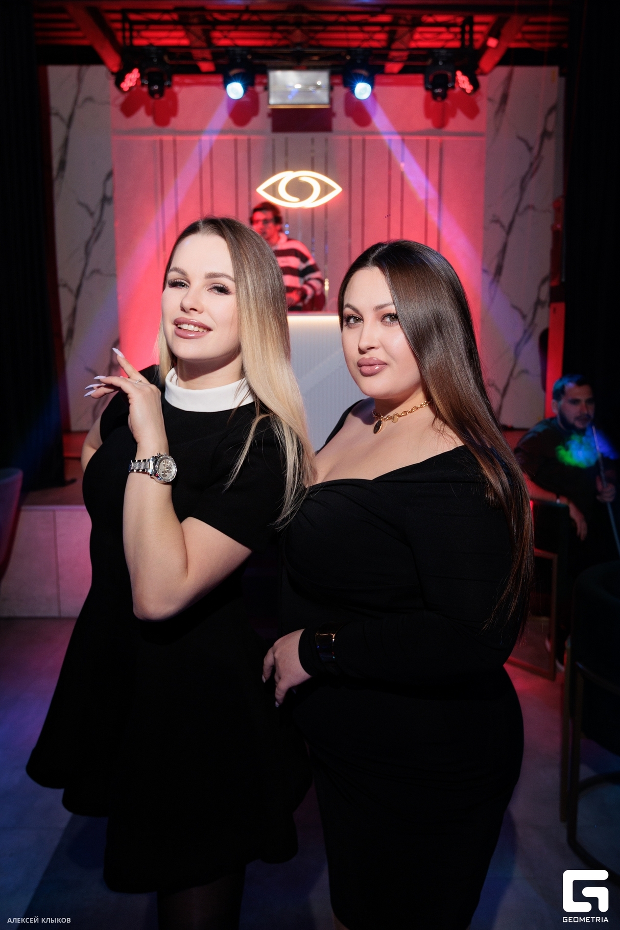 Saturday party 10