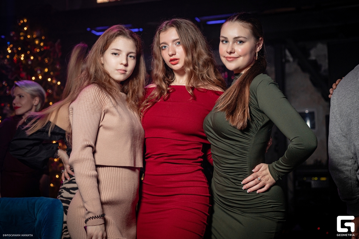 Sunday party 16