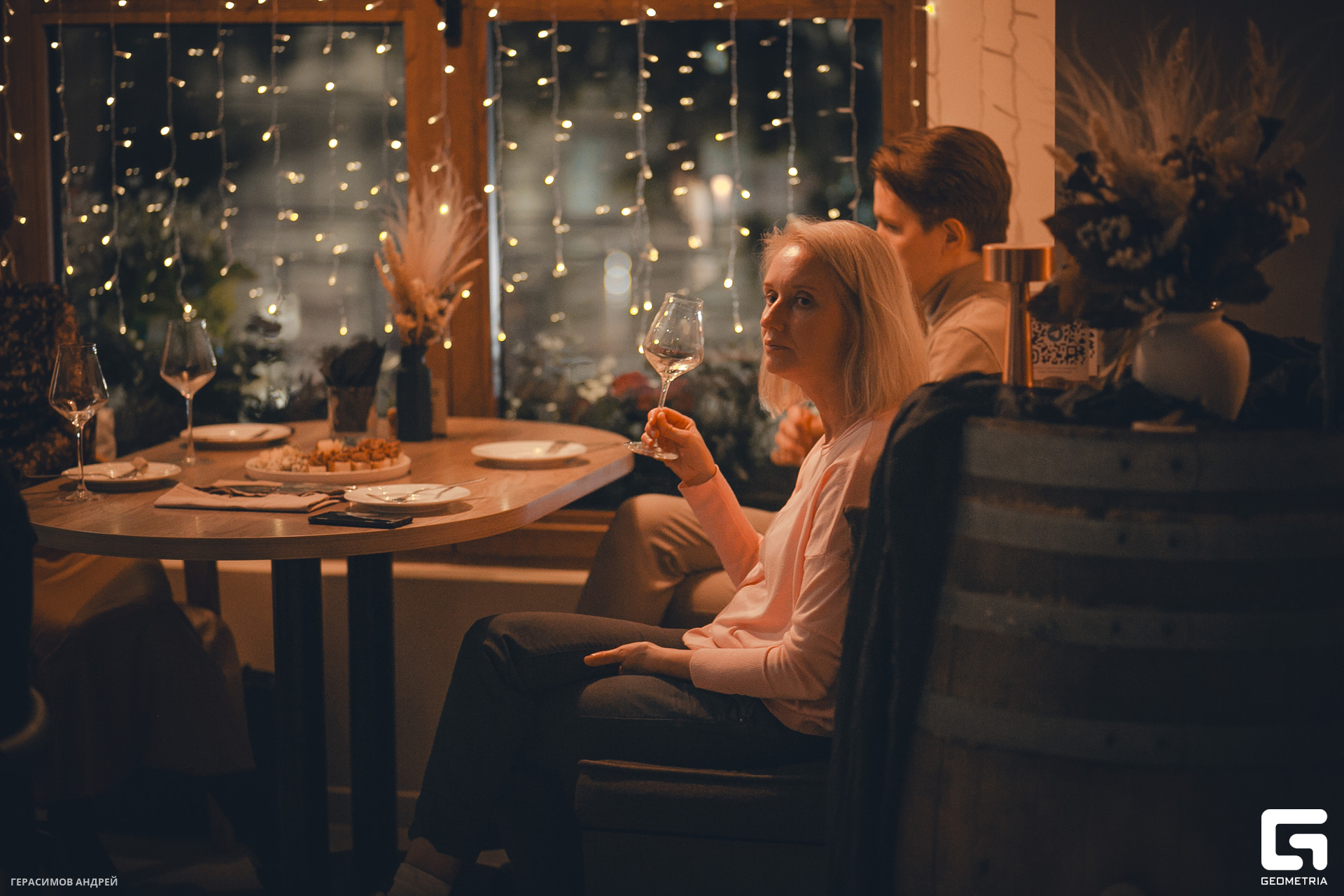 033  Wine station 16.11.jpg