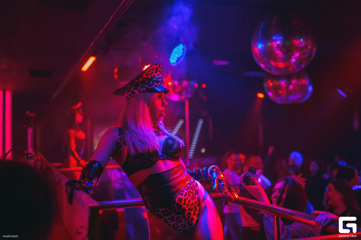 Weekend Party 19